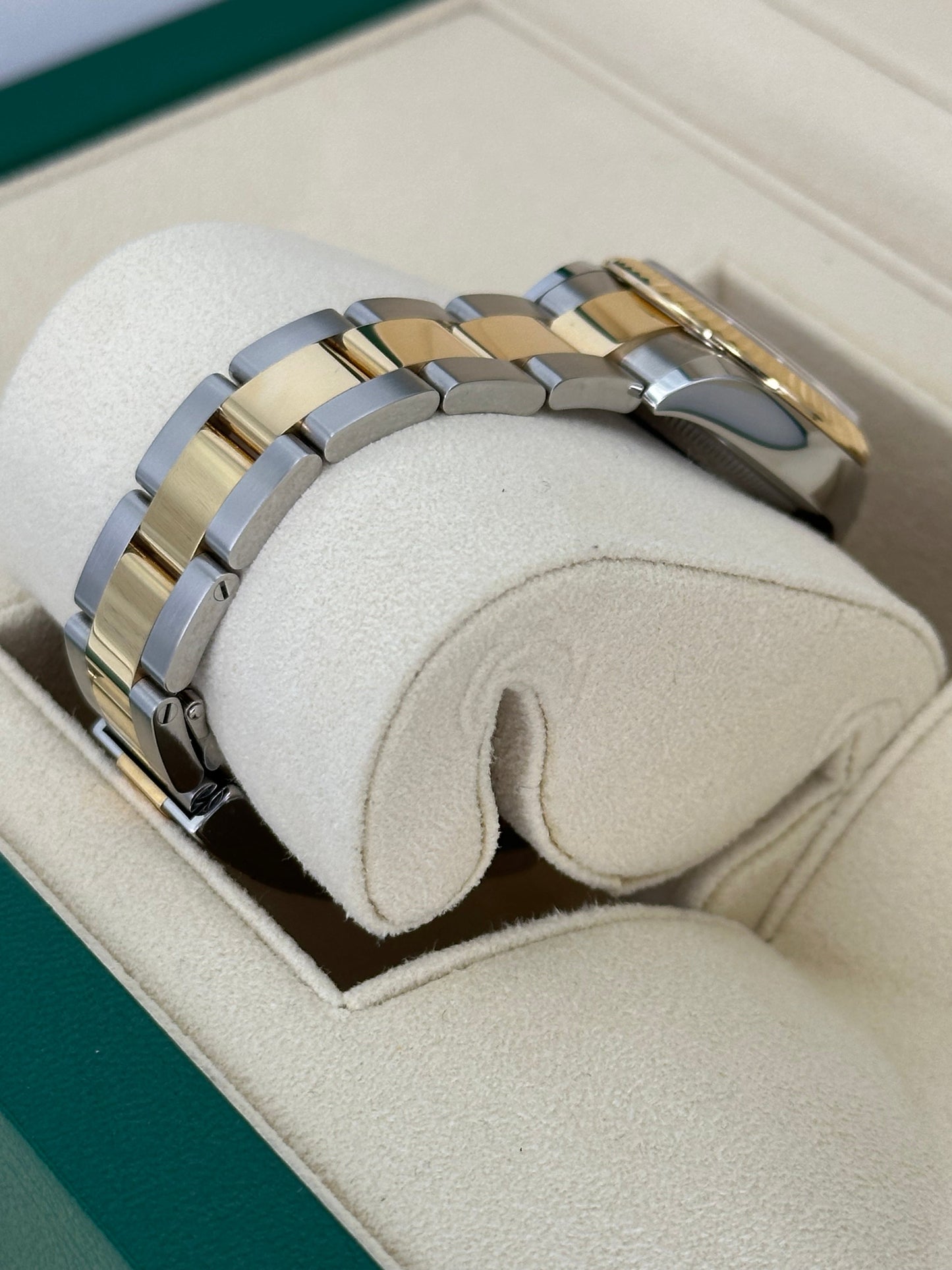 NEW 2022 Rolex Lady Datejust 28mm 279173 - MyWatchLLC