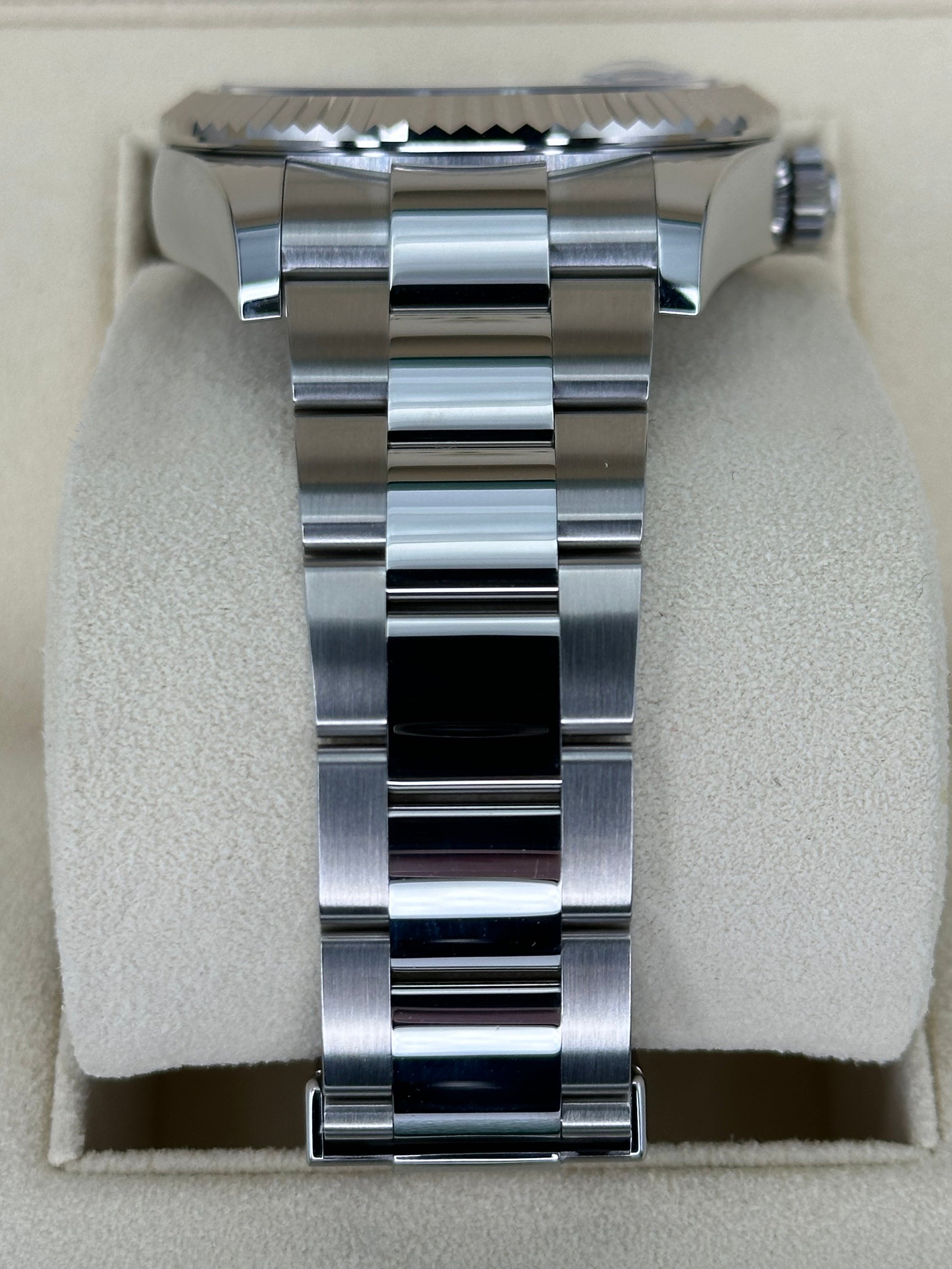 NEW 2023 Rolex Sky-Dweller 42 336934 Stainless Steel Oyster Black Dial - MyWatchLLC