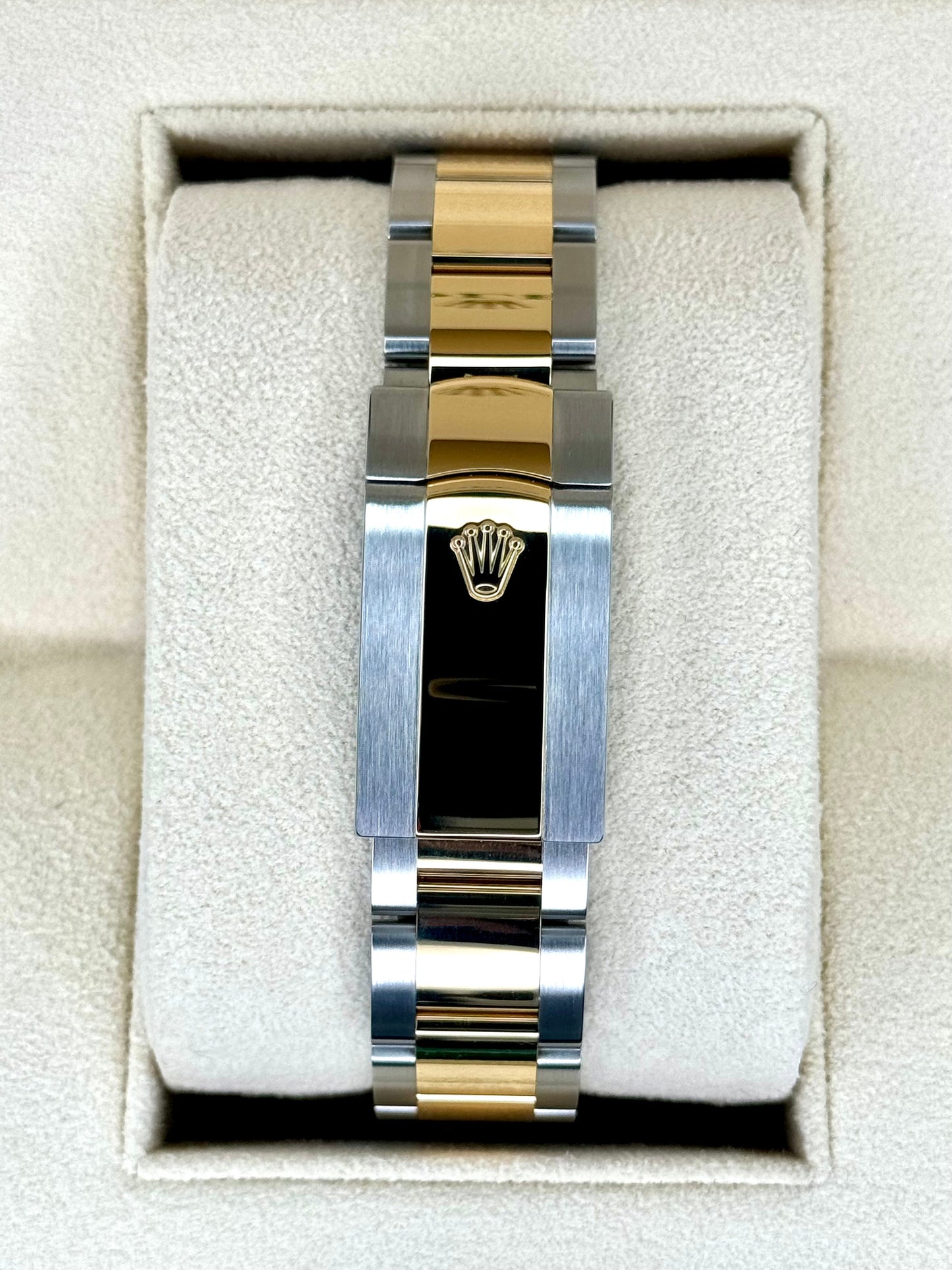 NEW 2024 Rolex Datejust 36mm 126233 Two-Tone Champagne Diamond Dial - MyWatchLLC