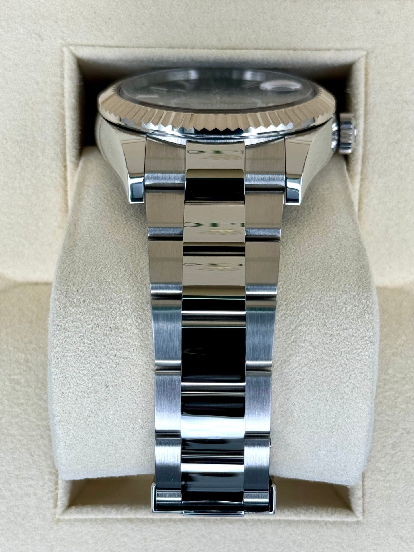 2020 Sky-Dweller 42mm 326934 Stainless Steel Oyster Blue Dial - MyWatchLLC