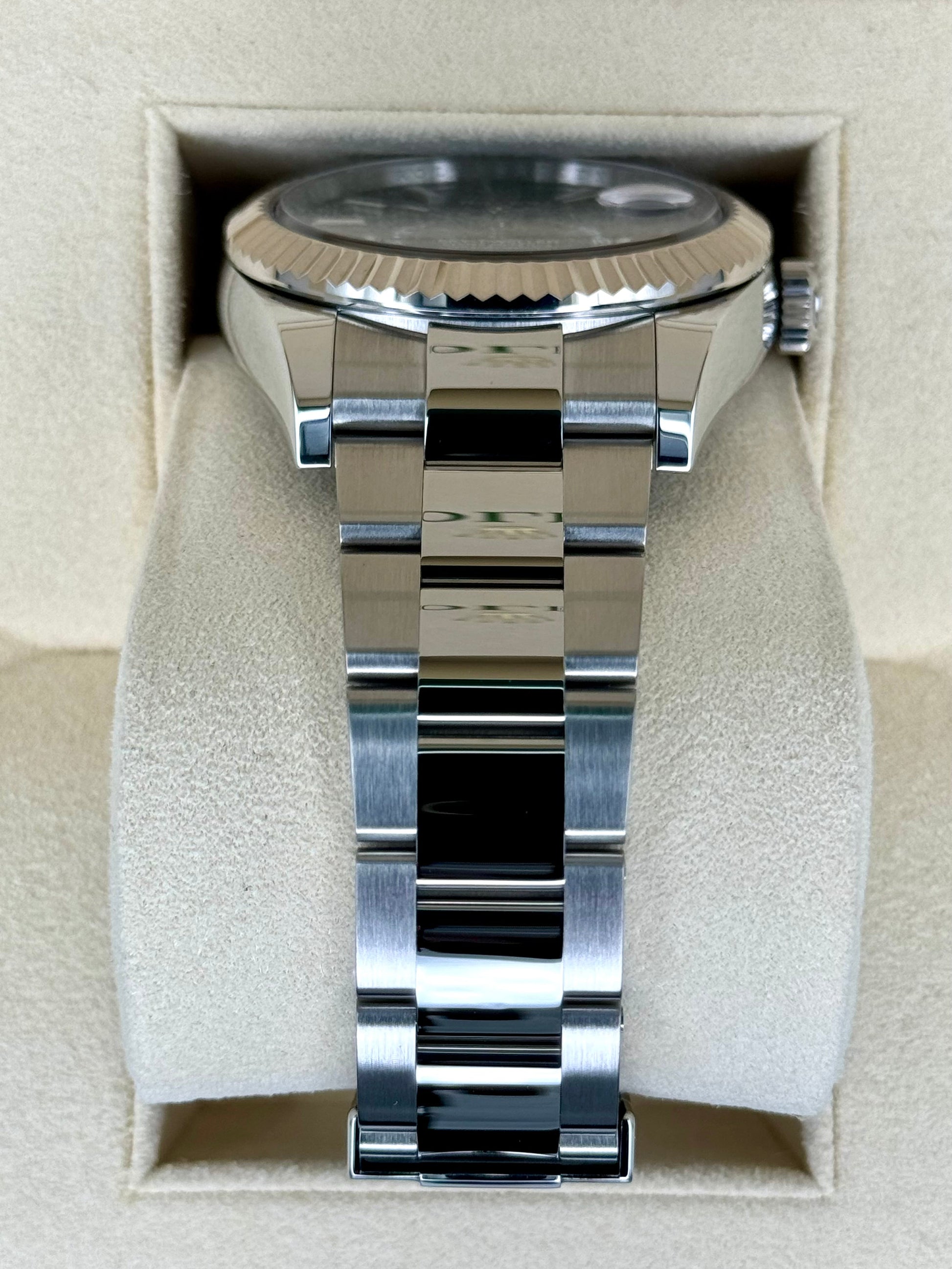 2020 Sky-Dweller 42mm 326934 Stainless Steel Oyster Blue Dial - MyWatchLLC