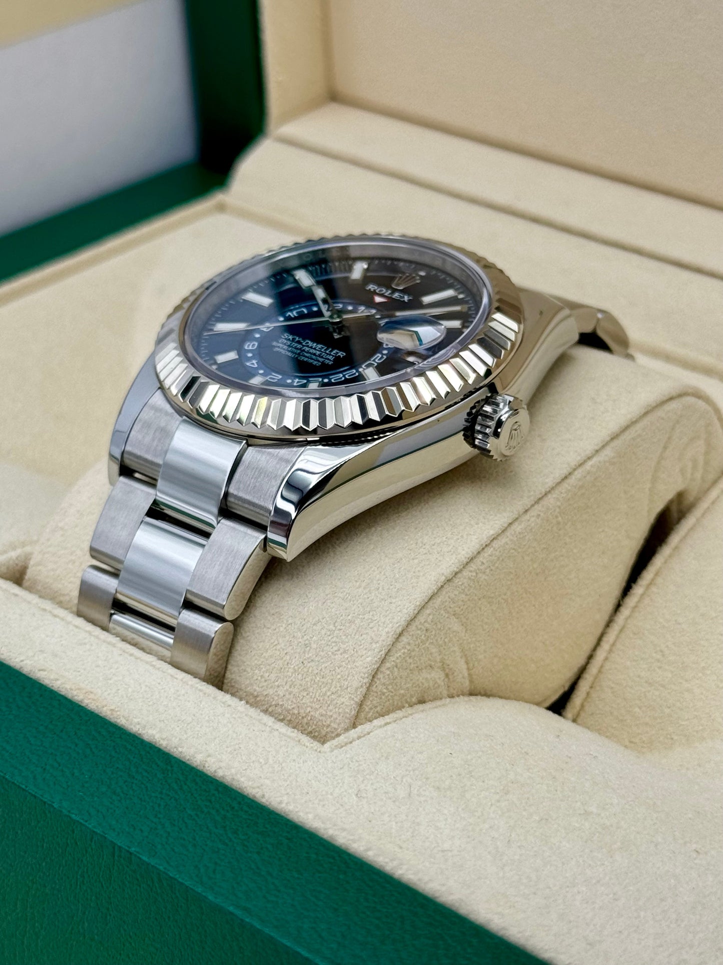 2020 Sky-Dweller 42mm 326934 Stainless Steel Oyster Blue Dial - MyWatchLLC