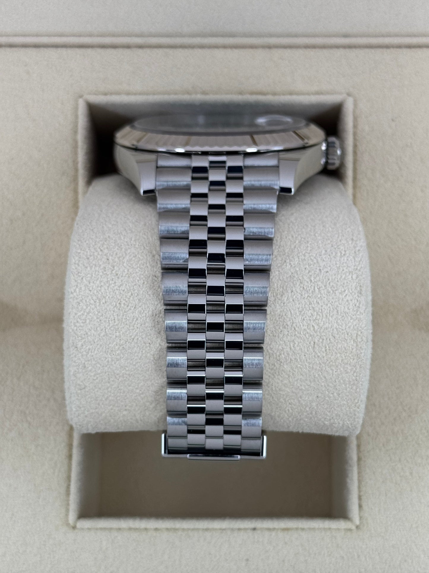 2024 Rolex Datejust 41mm 126334 Stainless Steel Jubilee Mint Green Dial - MyWatchLLC