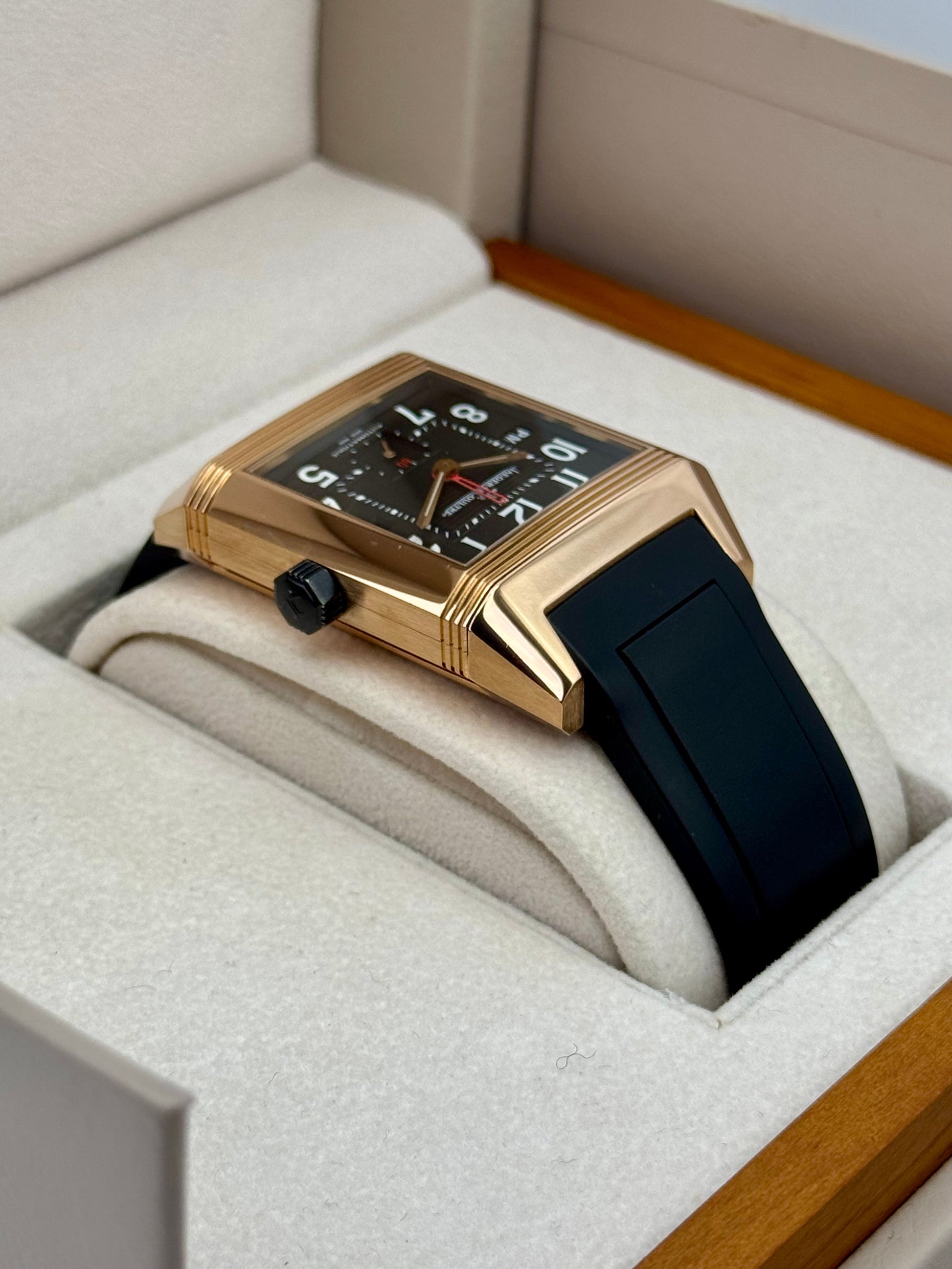 2014 Jaeger-Coultre Reverso Squadra Hometime 35mm 230.2.77 Rose Gold - MyWatchLLC