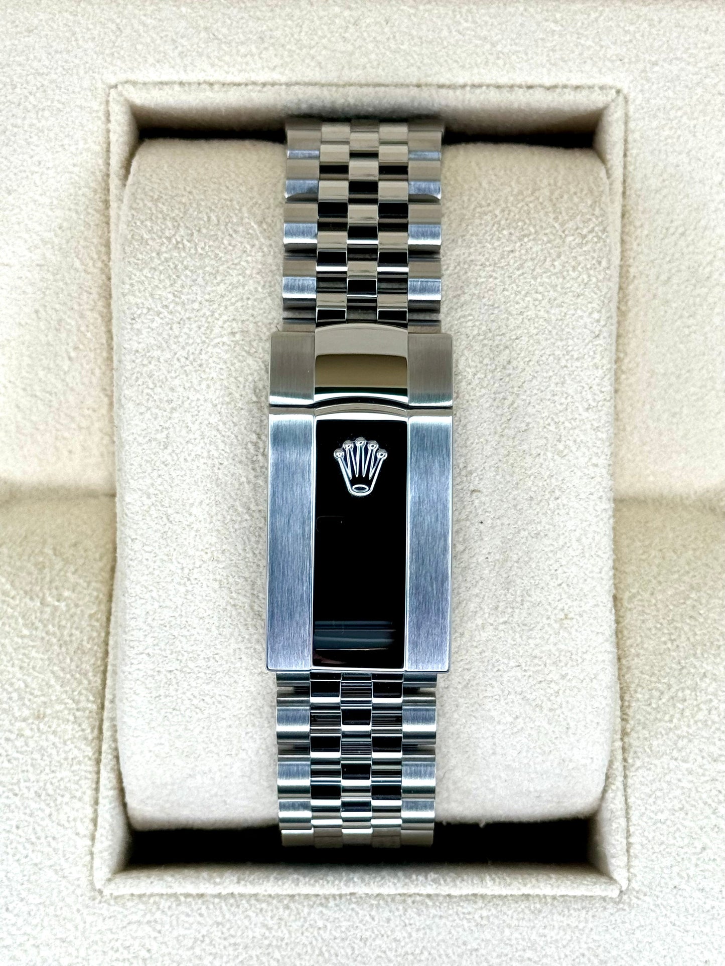 NEW 2024 Rolex Datejust 36mm 126234 Stainless Steel Jubilee Silver Dial - MyWatchLLC