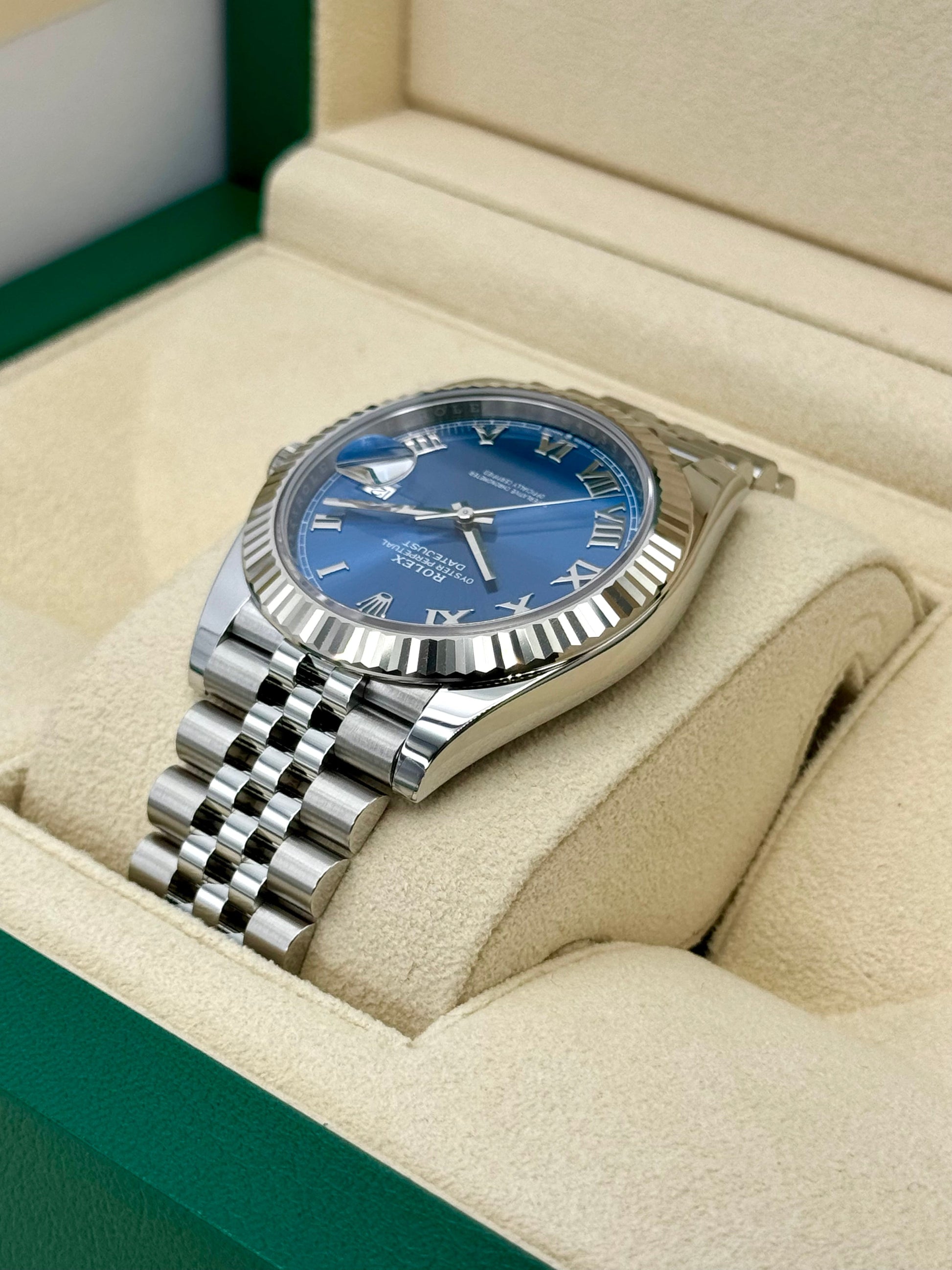 NEW 2024 Rolex Datejust 41mm 126334 Jubilee Blue Roman Numeral Dial - MyWatchLLC