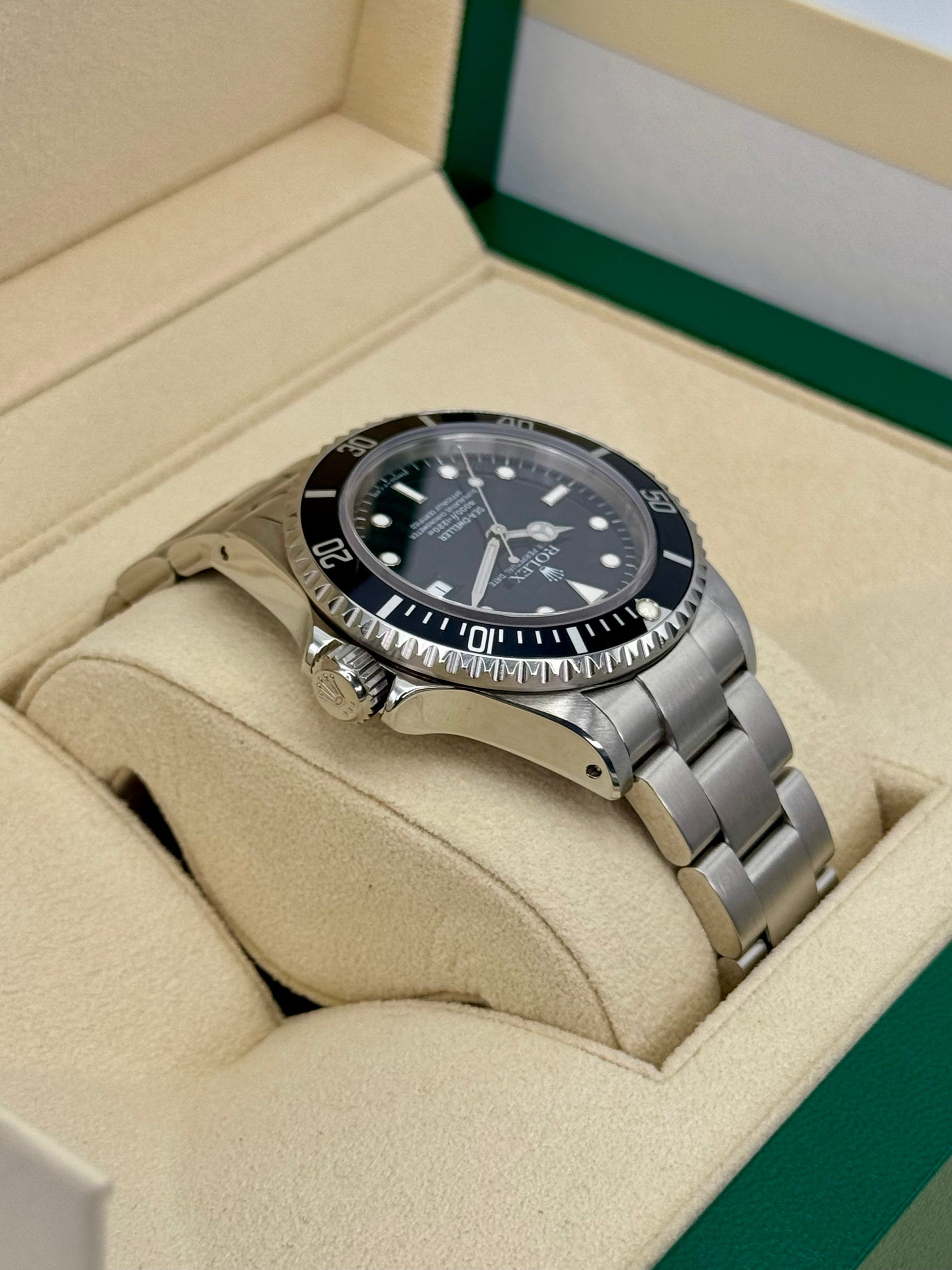 1995 Rolex Sea-Dweller 40mm 16600 Stainless Steel Black Dial - MyWatchLLC