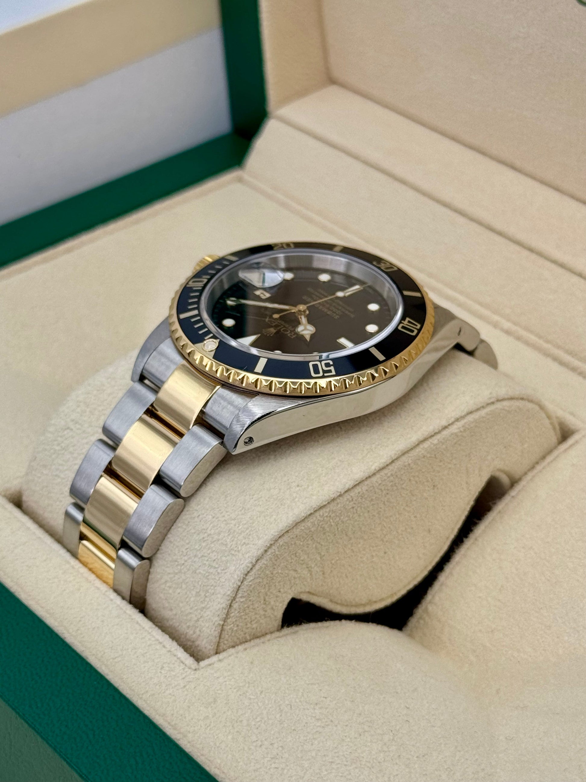 2005 Rolex Submariner 40mm 16613LN Two-Tone Black Dial - MyWatchLLC