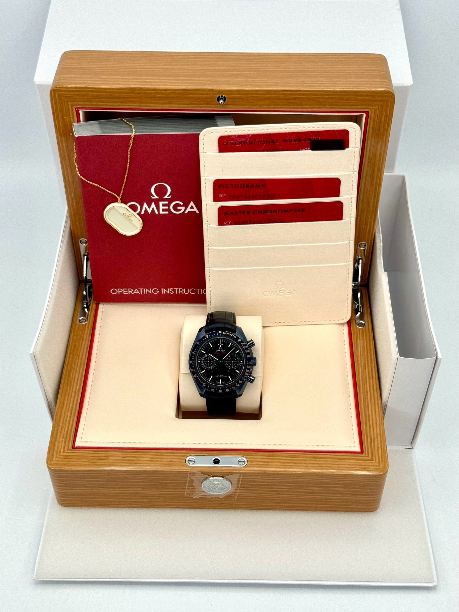 New 2024 Omega Speedmaster Moonphase 44.2mm 30493445203001 Blue Dial - MyWatchLLC