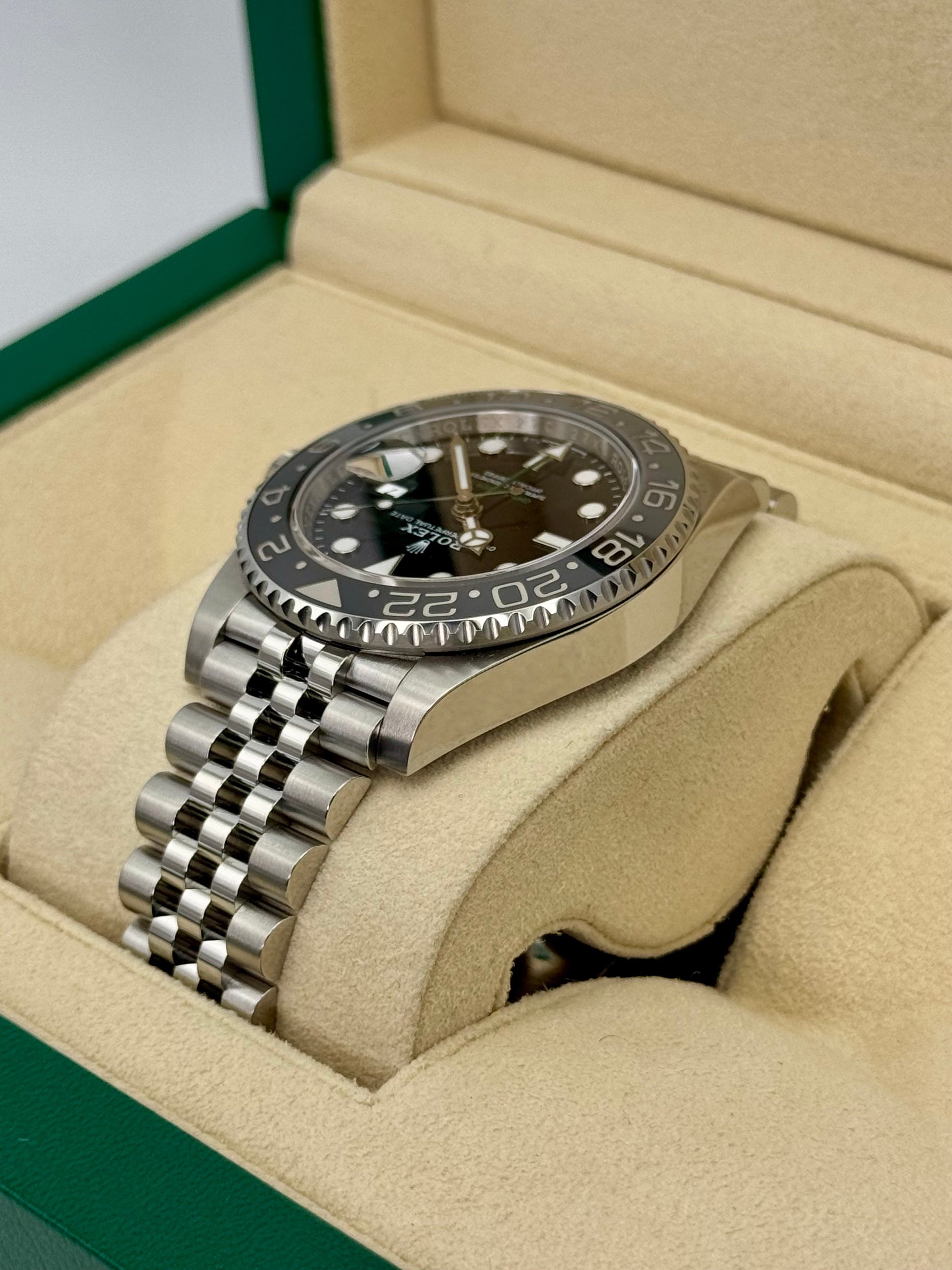 2024 Rolex GMT-Master II "Bruce Wayne" 40mm 126710GRNR Jubilee - MyWatchLLC