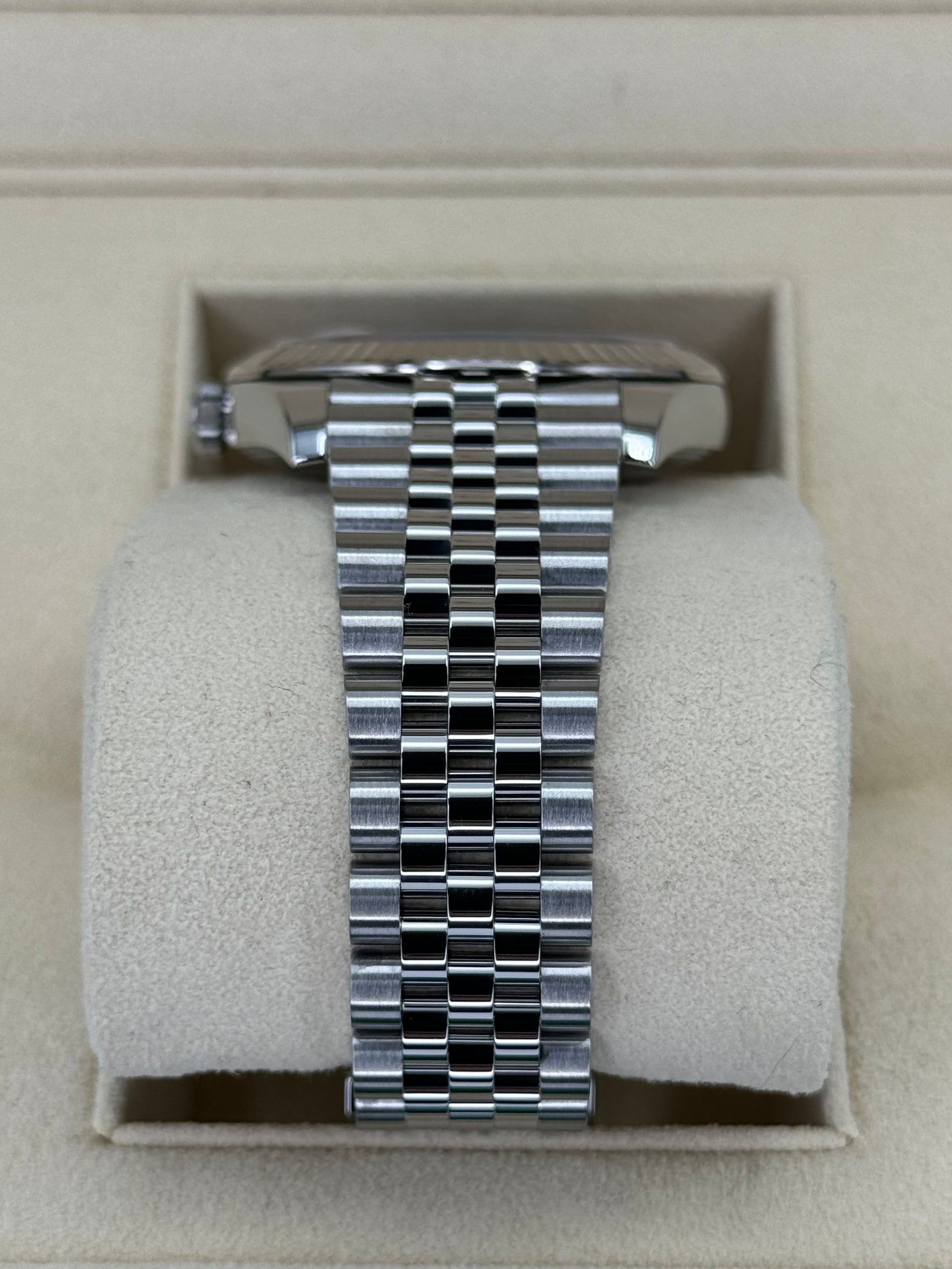 2021 Rolex Datejust 41mm Stainless Steel Jubilee Wimbledon Dial - MyWatchLLC