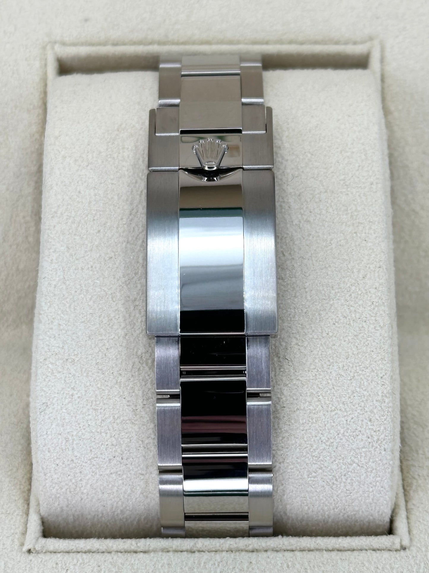 NEW 2024 Rolex Daytona 40mm 126509 White Gold Silver Ghost Dial - MyWatchLLC