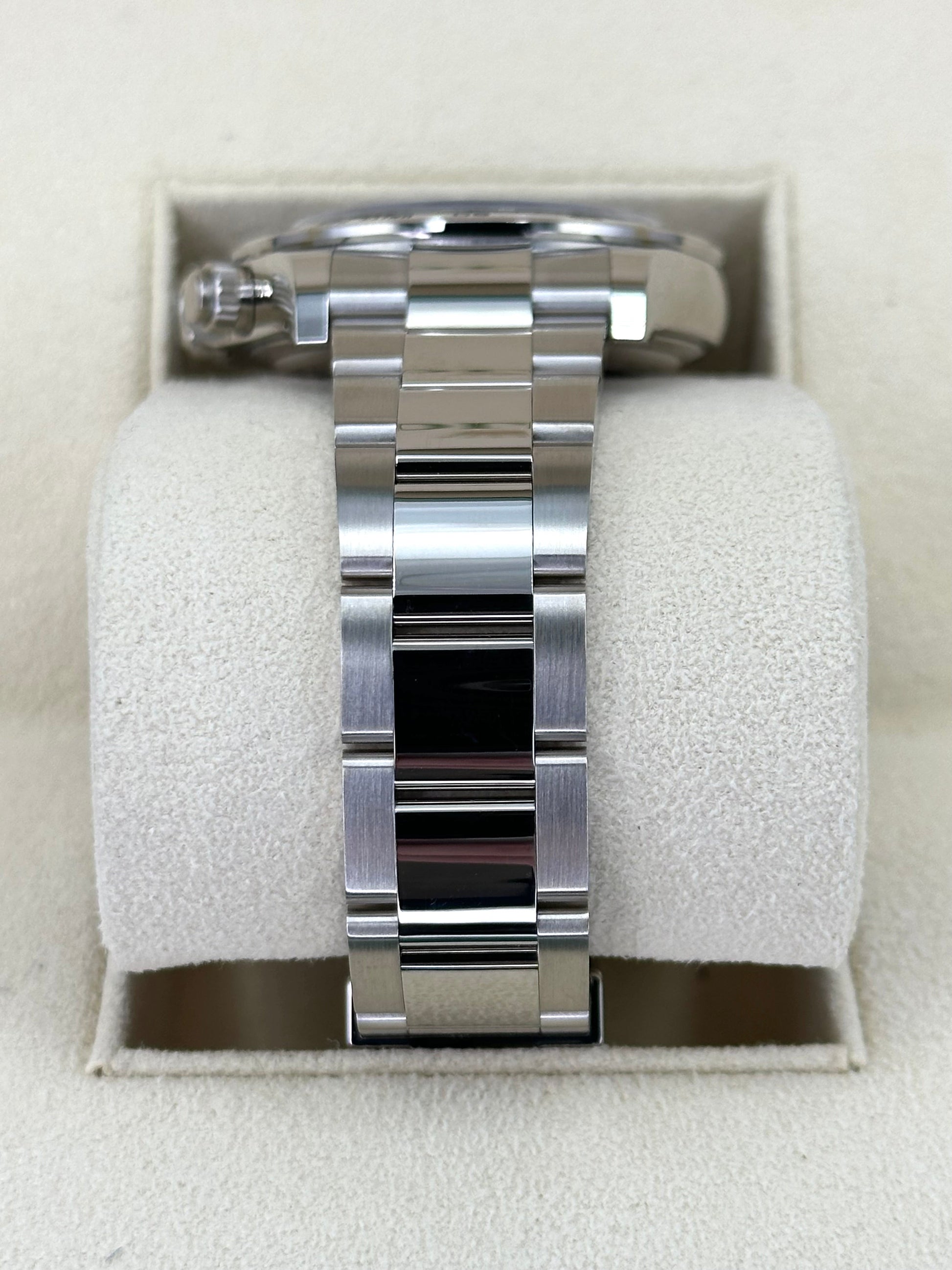 NEW 2024 Rolex Daytona 40mm 126509 White Gold Silver Ghost Dial - MyWatchLLC