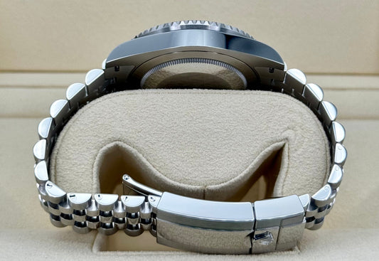 NEW 2024 Rolex GMT-Master II "Pepsi" 40mm 126710BLRO Jubilee - MyWatchLLC