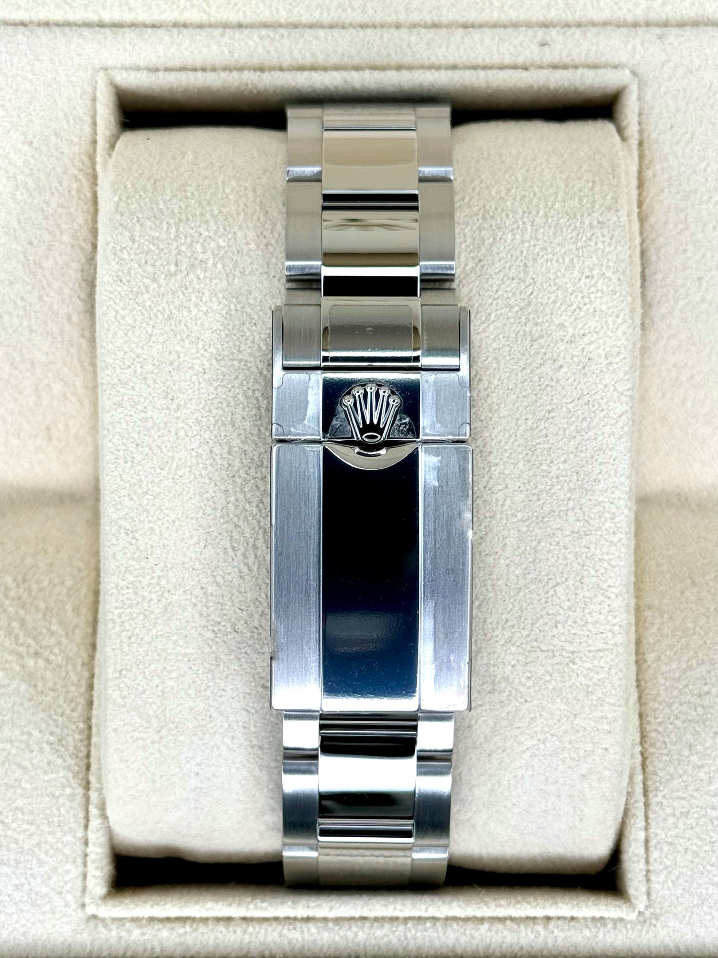NEW Rolex Daytona 40mm 116506 Platinum Ice Blue Diamond Baguette Dial - MyWatchLLC