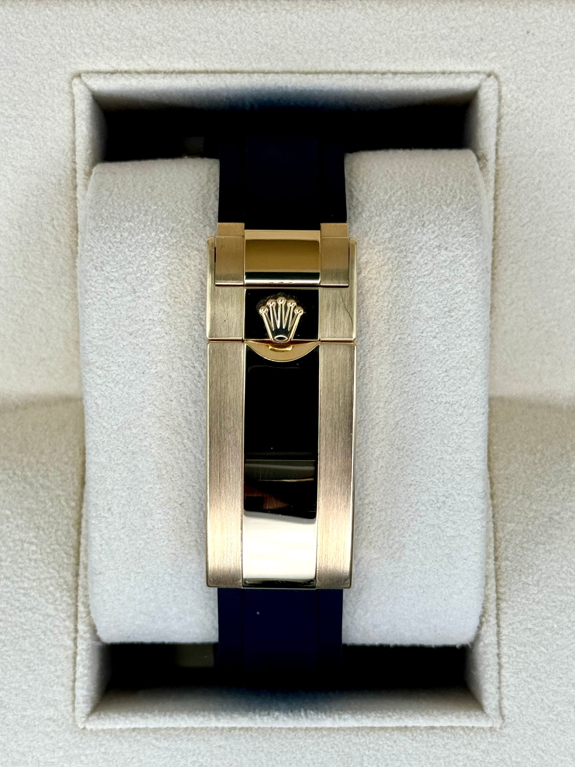 2024 Rolex Yacht-Master 42mm 226658 Gold Oysterflex Black Dial - MyWatchLLC