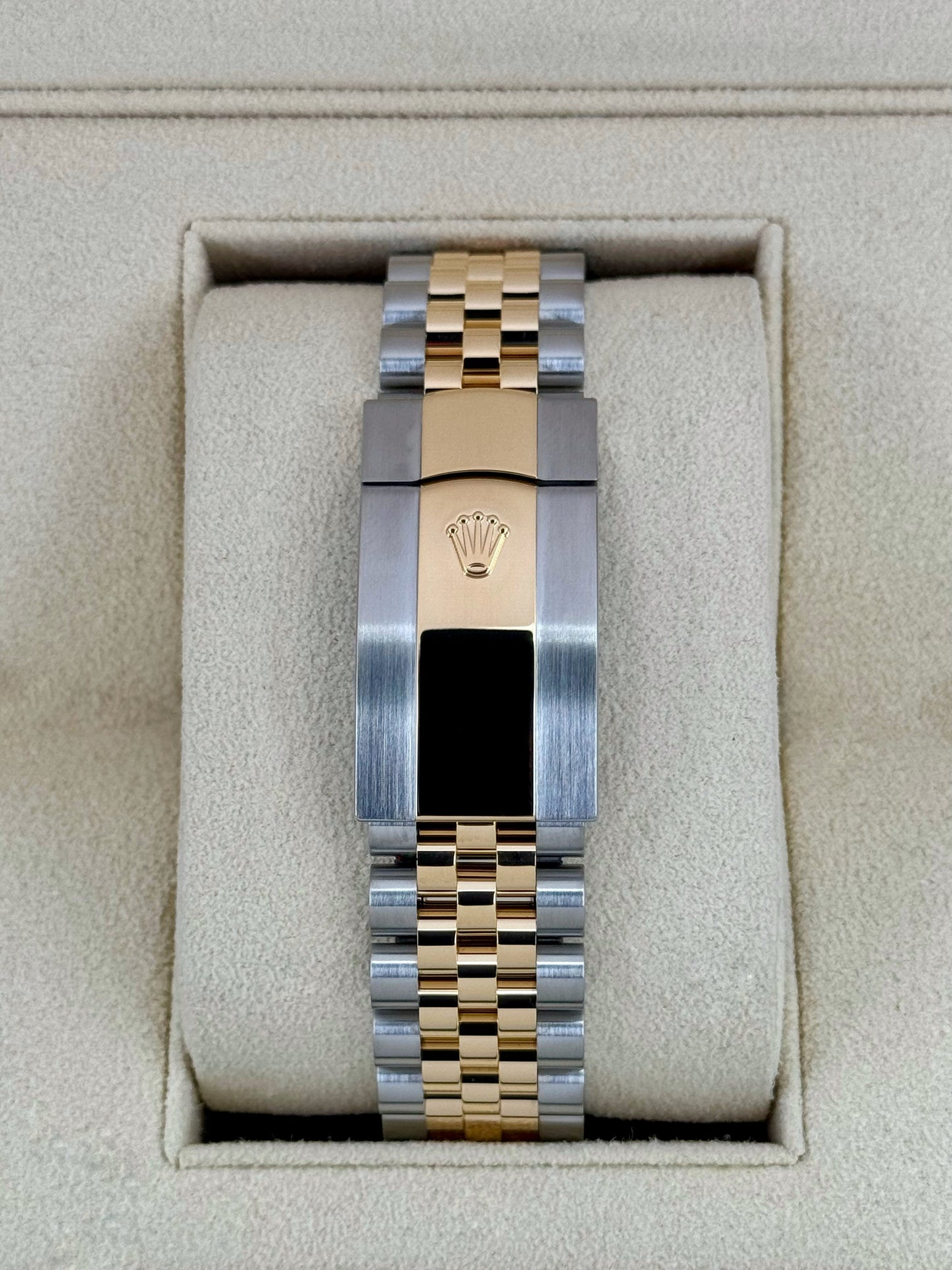 2022 Rolex Sky-Dweller 42mm 326933 Two-Tone Jubilee Black Dial - MyWatchLLC