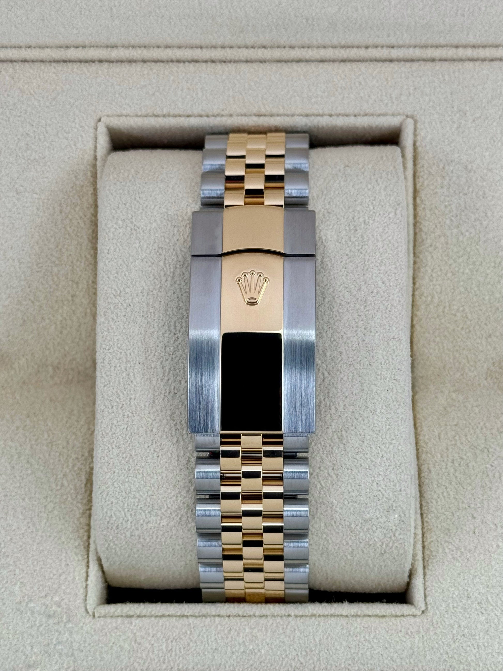 2022 Rolex Sky-Dweller 42mm 326933 Two-Tone Jubilee Black Dial - MyWatchLLC