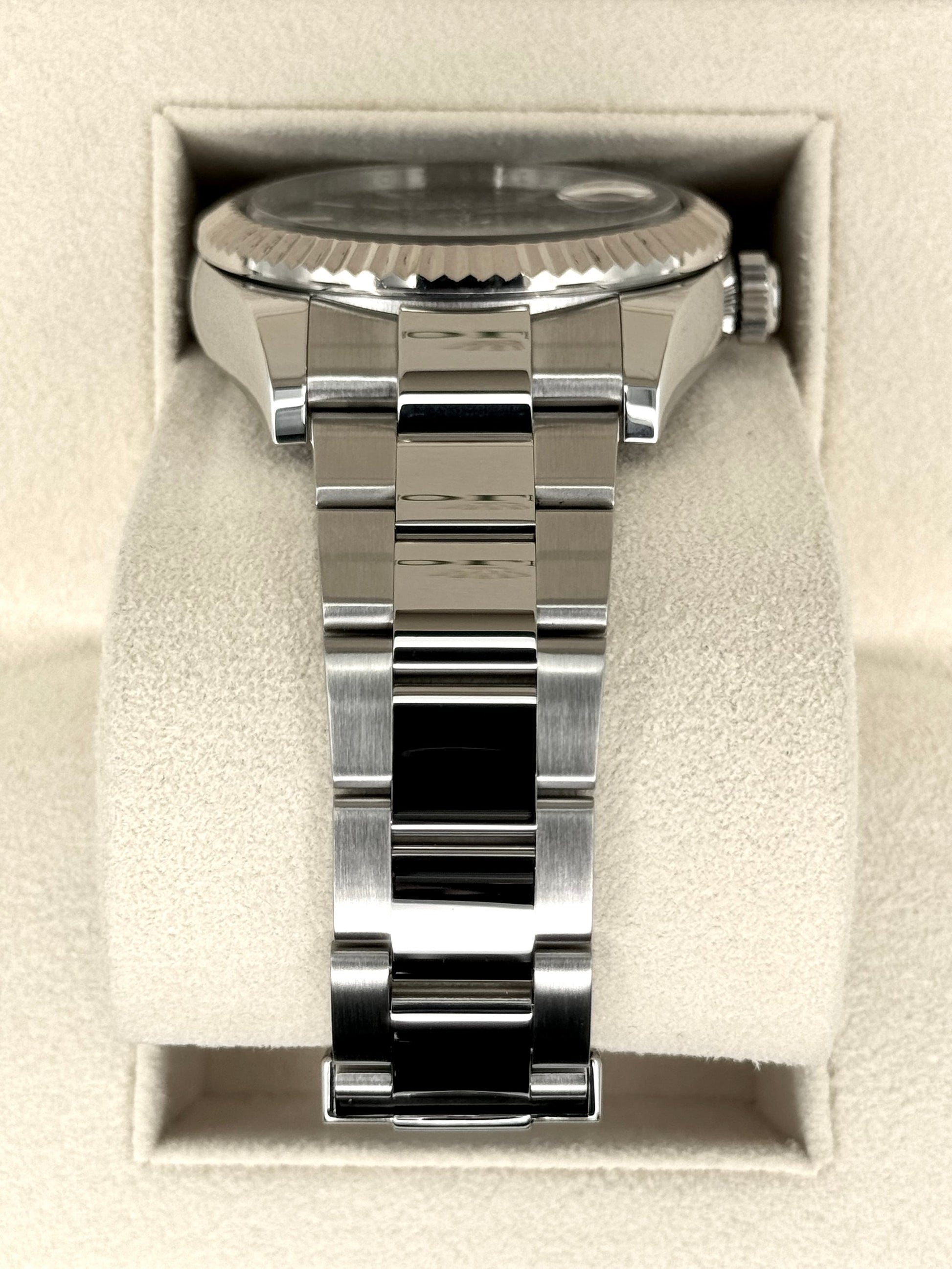 Sky-Dweller 42mm 326934 Stainless Steel Oyster Blue Dial - MyWatchLLC