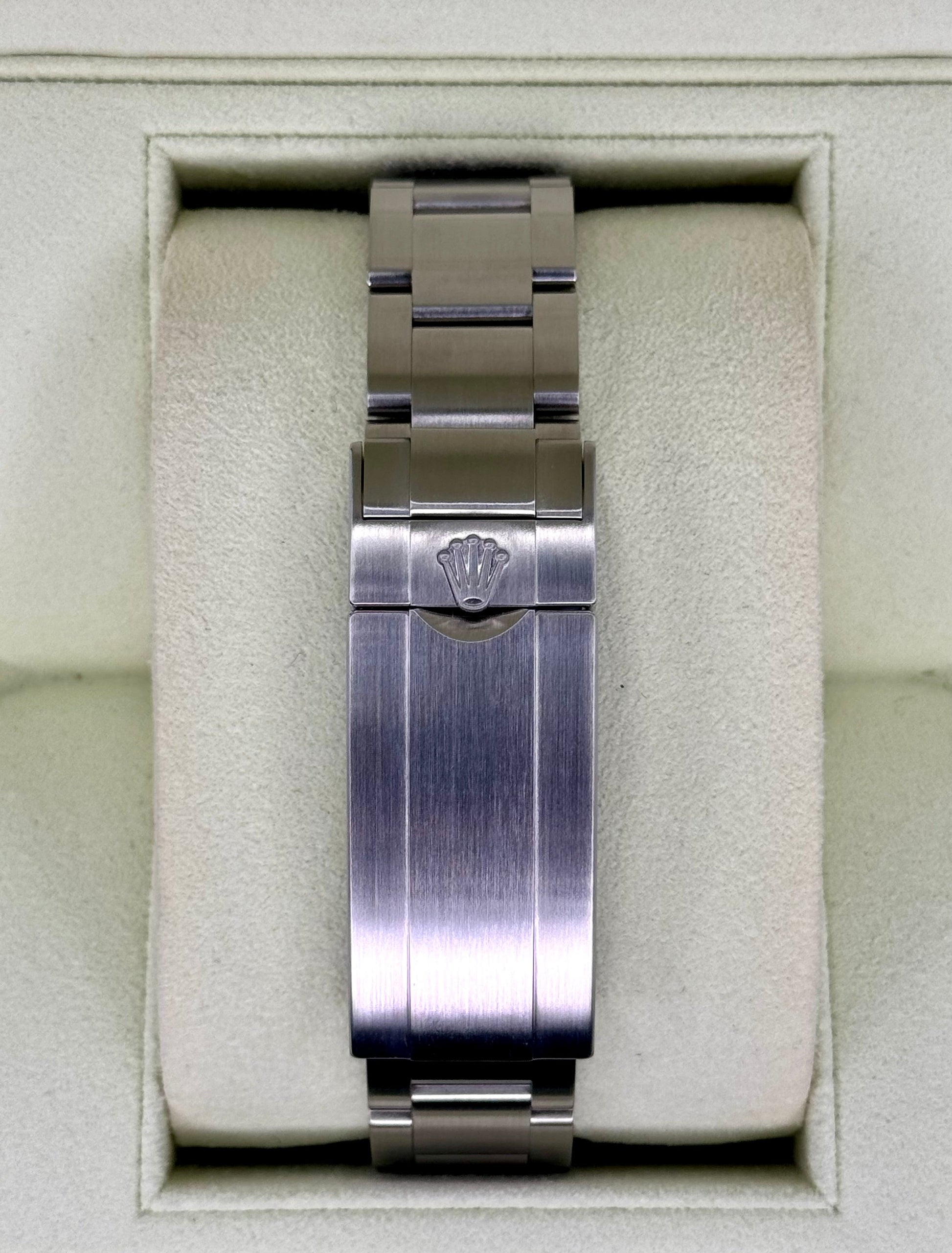 2011 Rolex Submariner "Hulk" 40mm 116610LV Green Dial - MyWatchLLC