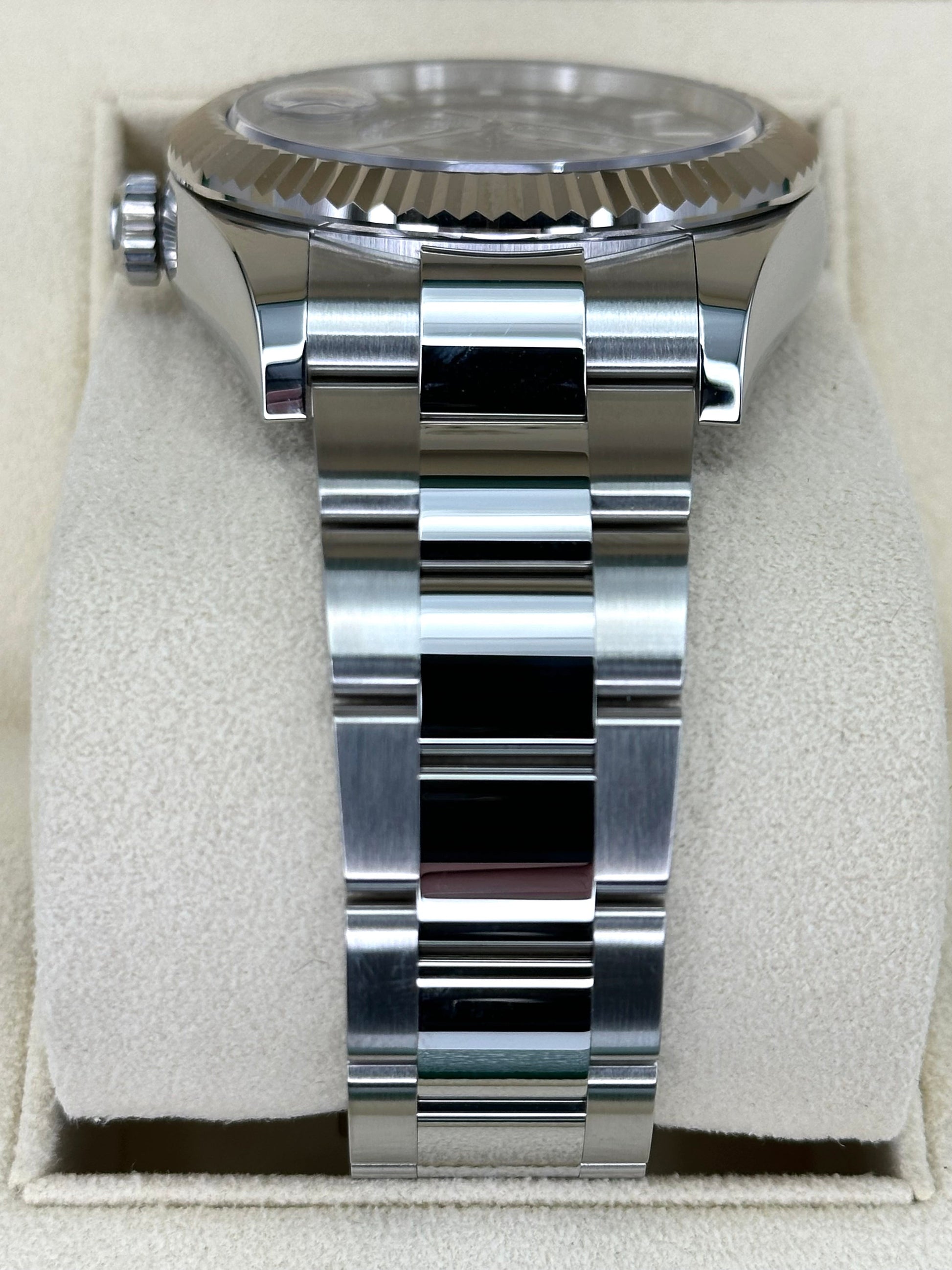 2022 Sky-Dweller 42mm 326934 Stainless Steel Oyster Blue Dial - MyWatchLLC