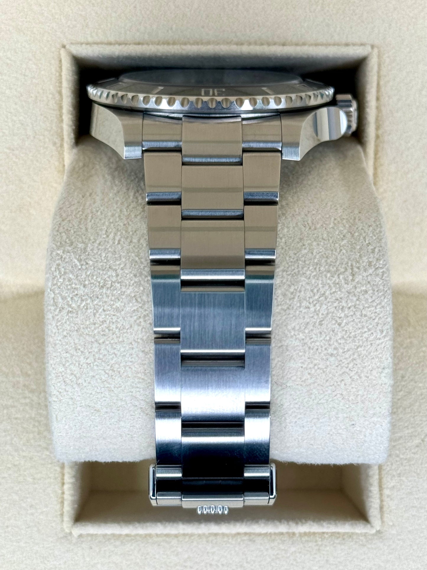 2022 Rolex Submariner 41mm 124060 Stainless Steel Black Dial - MyWatchLLC