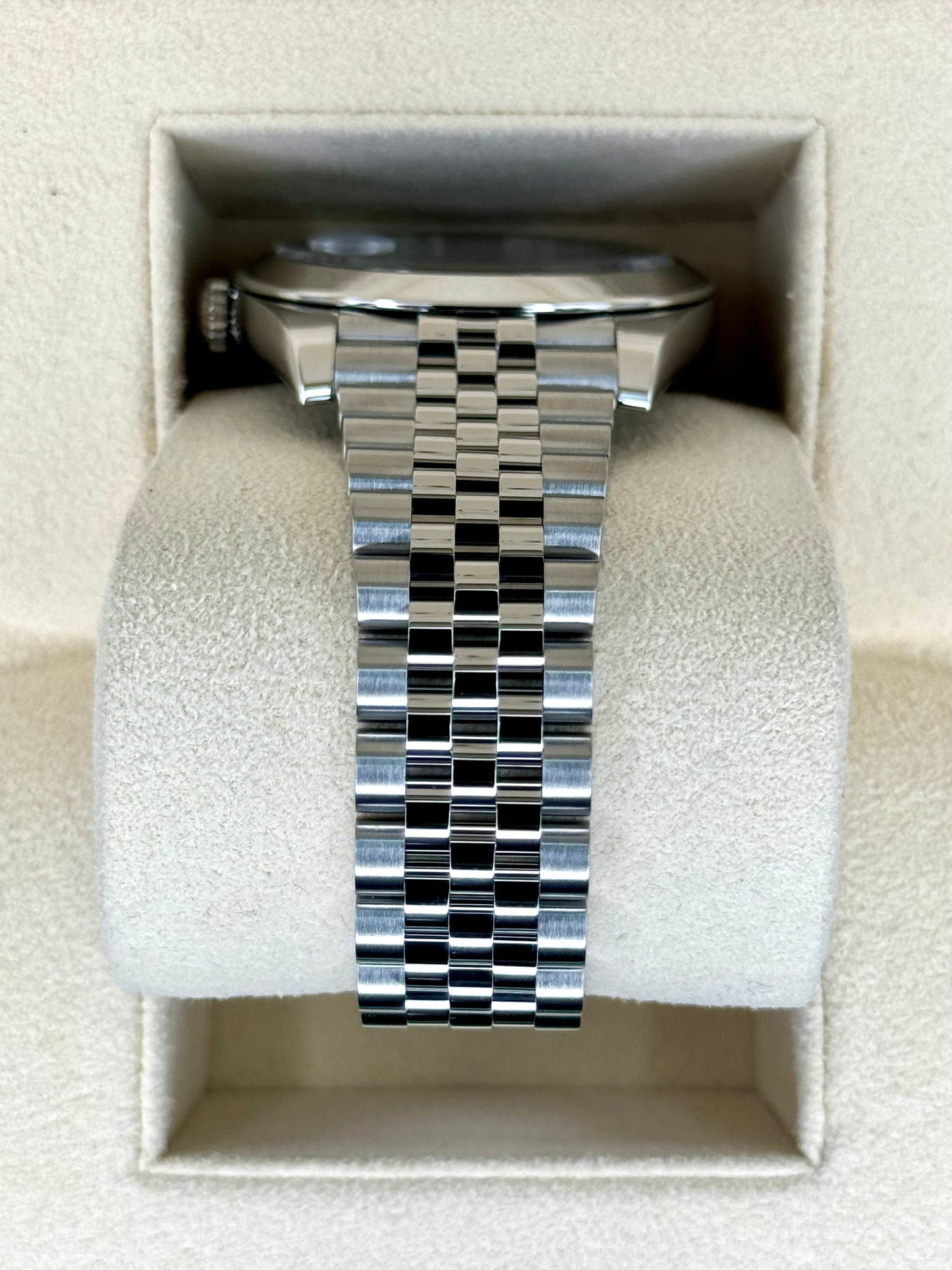Rolex 2023 Datejust 41mm 126300 Stainless Steel Jubilee Rhodium Dial - MyWatchLLC