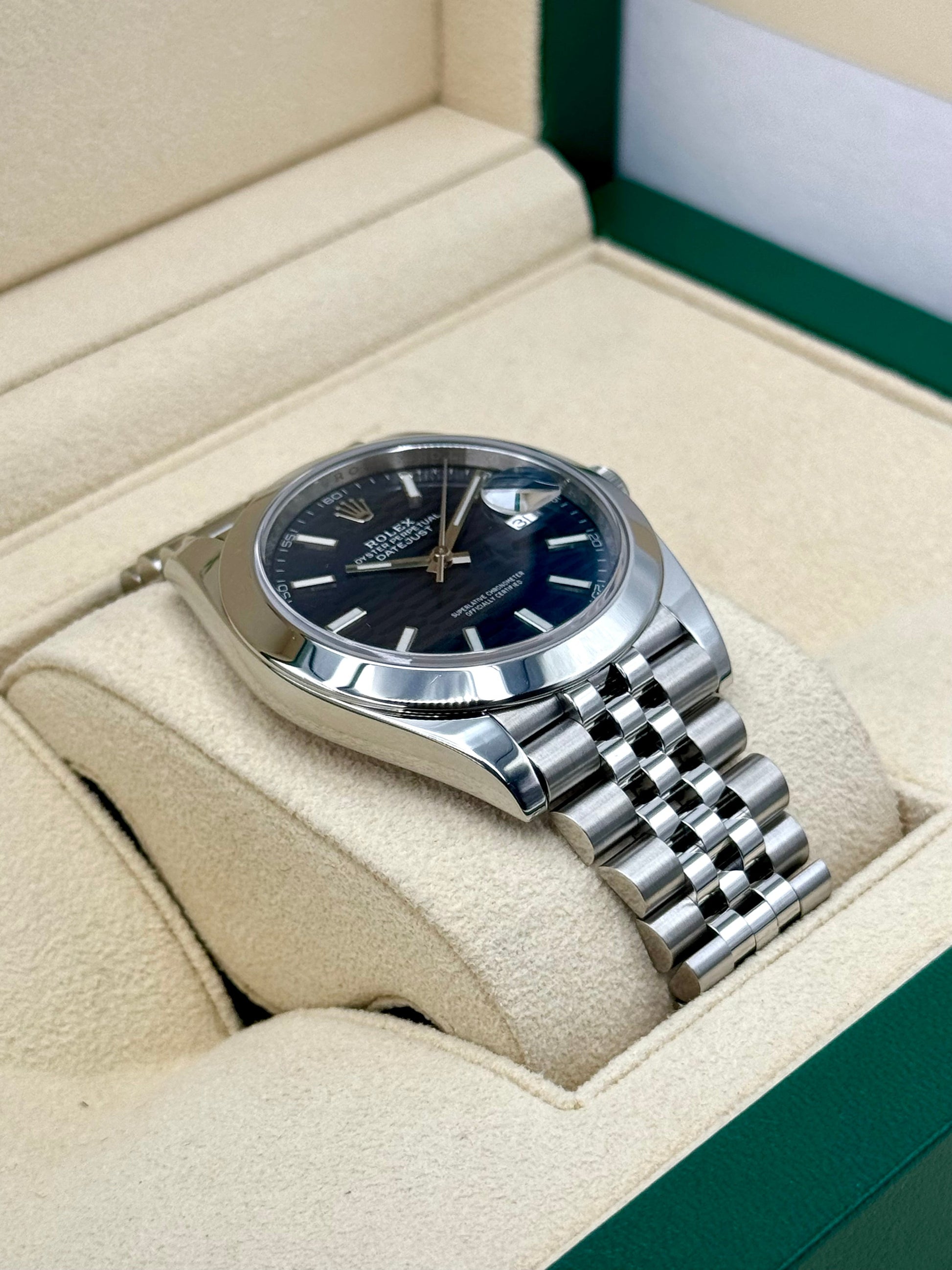 2022 Rolex Datejust 41mm 126300 Stainless Steel Jubilee Blue Motif Dial - MyWatchLLC