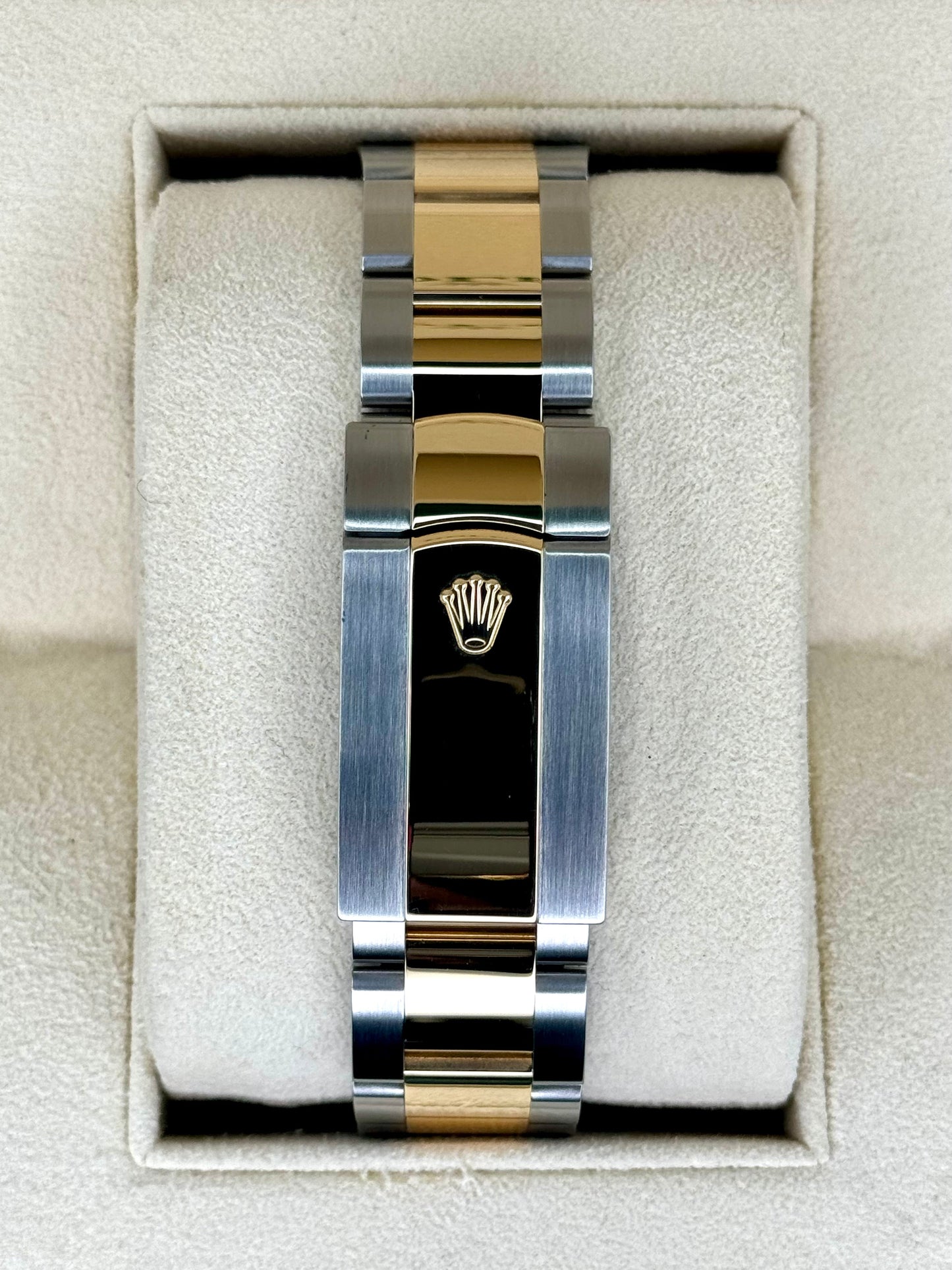 2024 Rolex Sky-Dweller 42mm 336933 Oyster Champagne Dial - MyWatchLLC