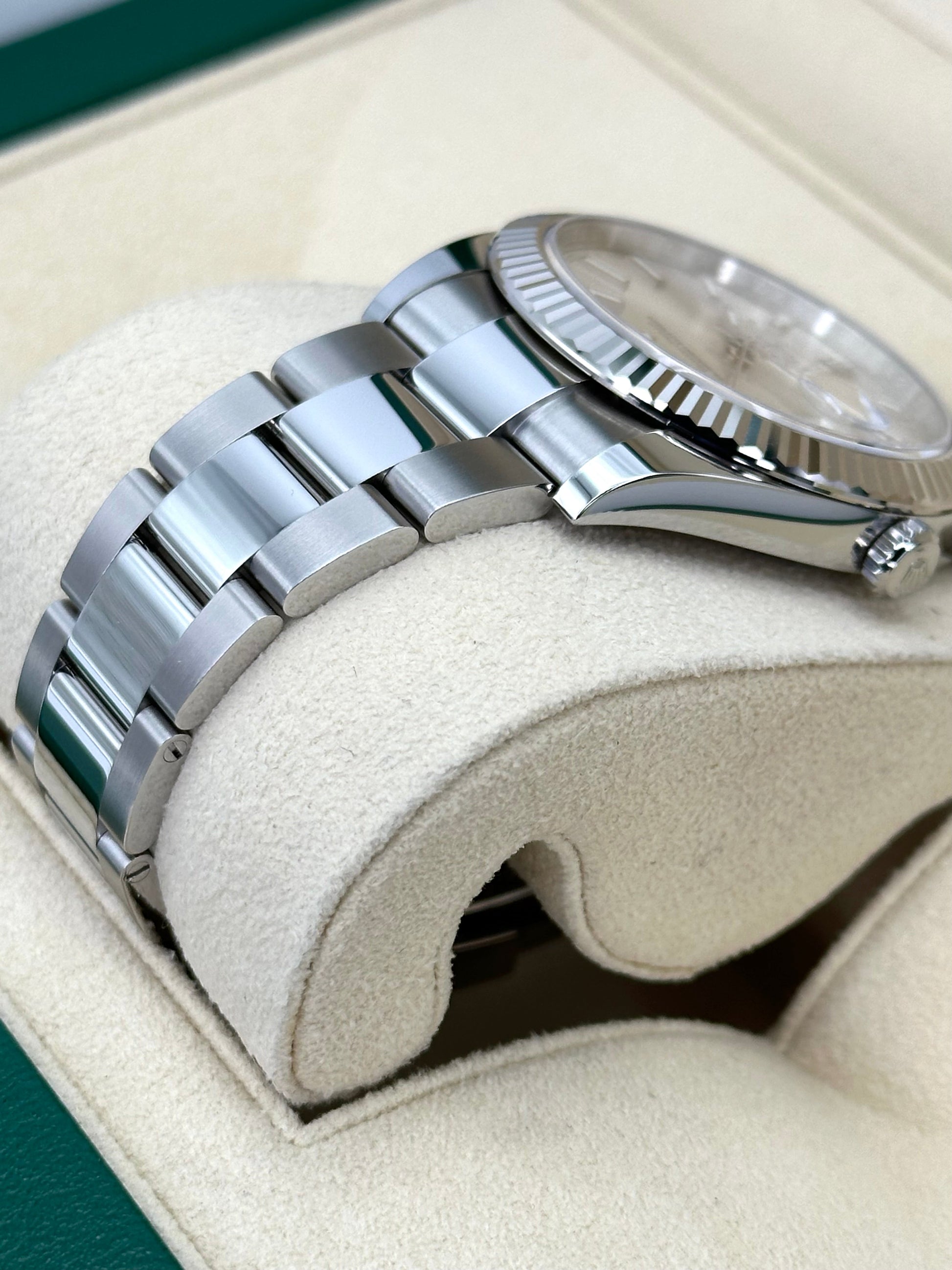 NEW 2024 Rolex Datejust 41mm 126334 Stainless Steel Oyster Silver Dial - MyWatchLLC