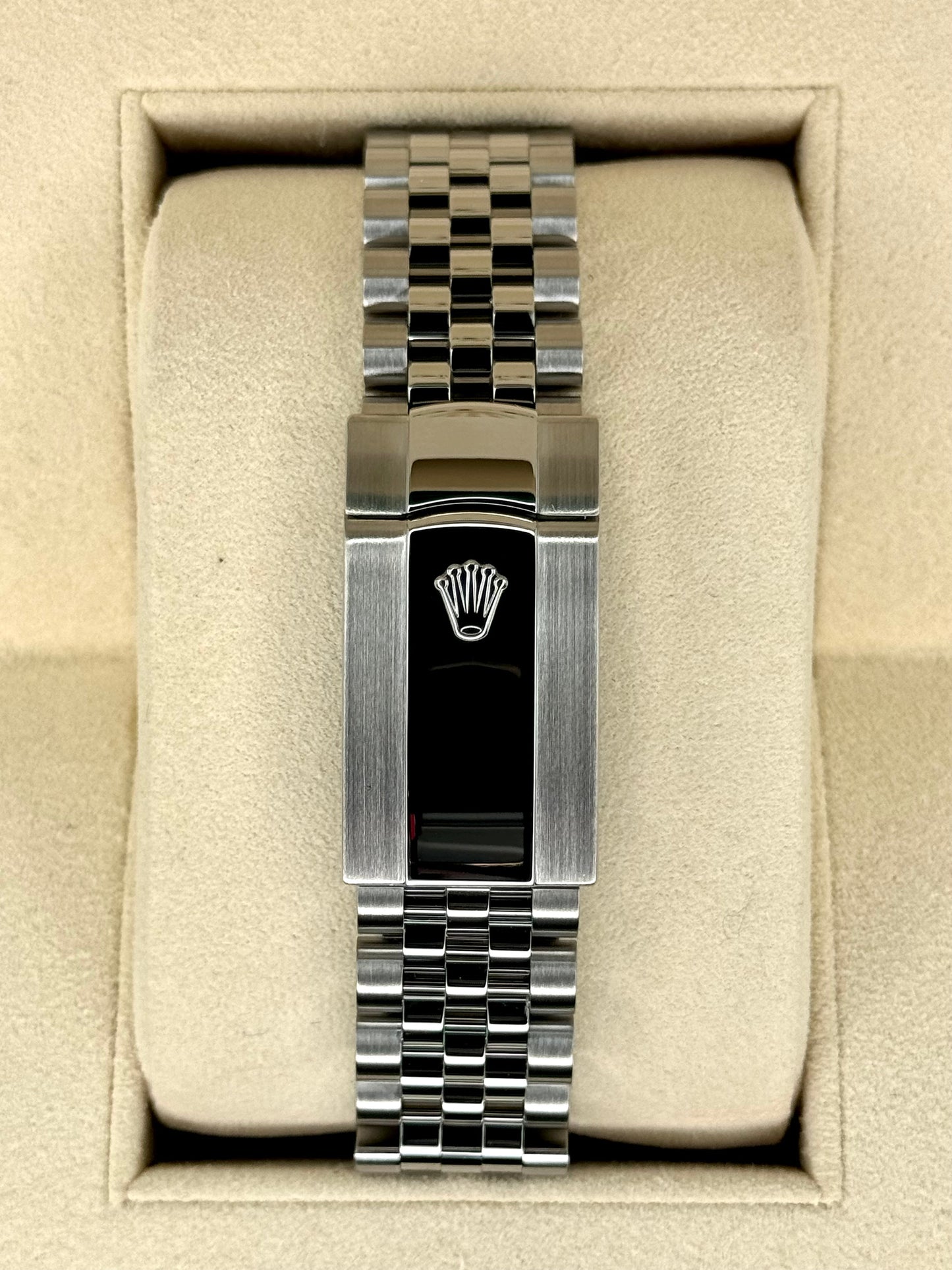 Rolex Datejust 41mm 126334 Stainless Steel Jubilee Blue Dial - MyWatchLLC