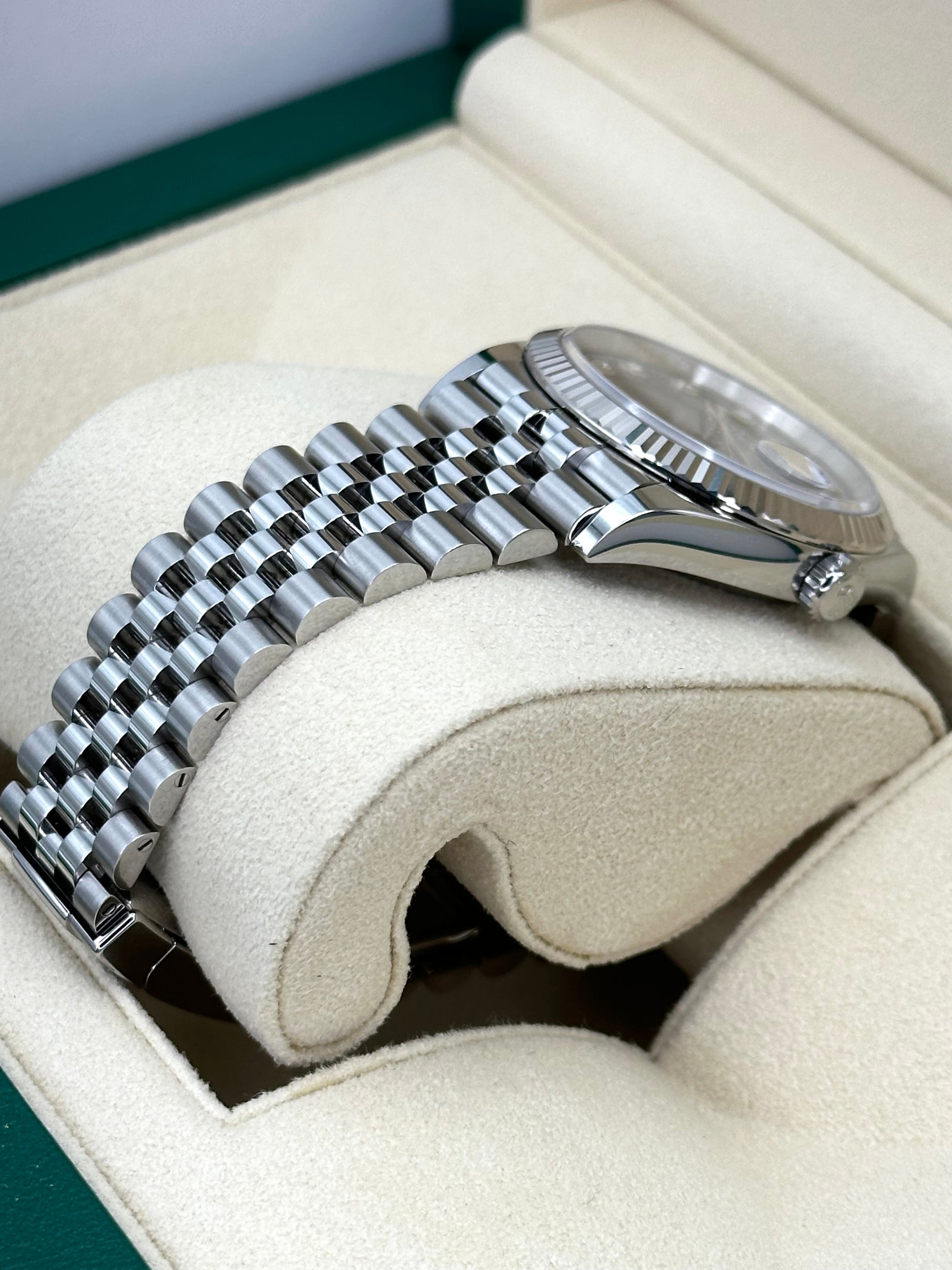 NEW 2024 Rolex Datejust 36mm 126234 Jubilee Black Diamond Dial - MyWatchLLC