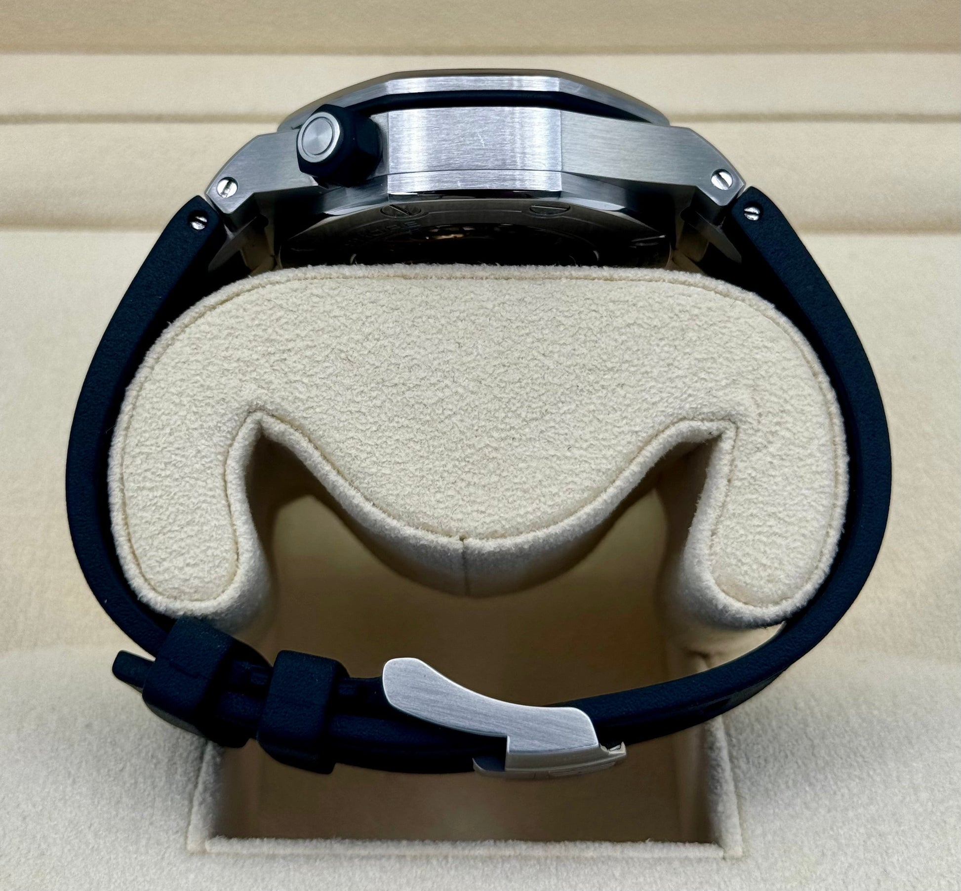 Audemars Piguet Royal Oak Offshore Scuba 15710ST Black Waffle Dial - MyWatchLLC