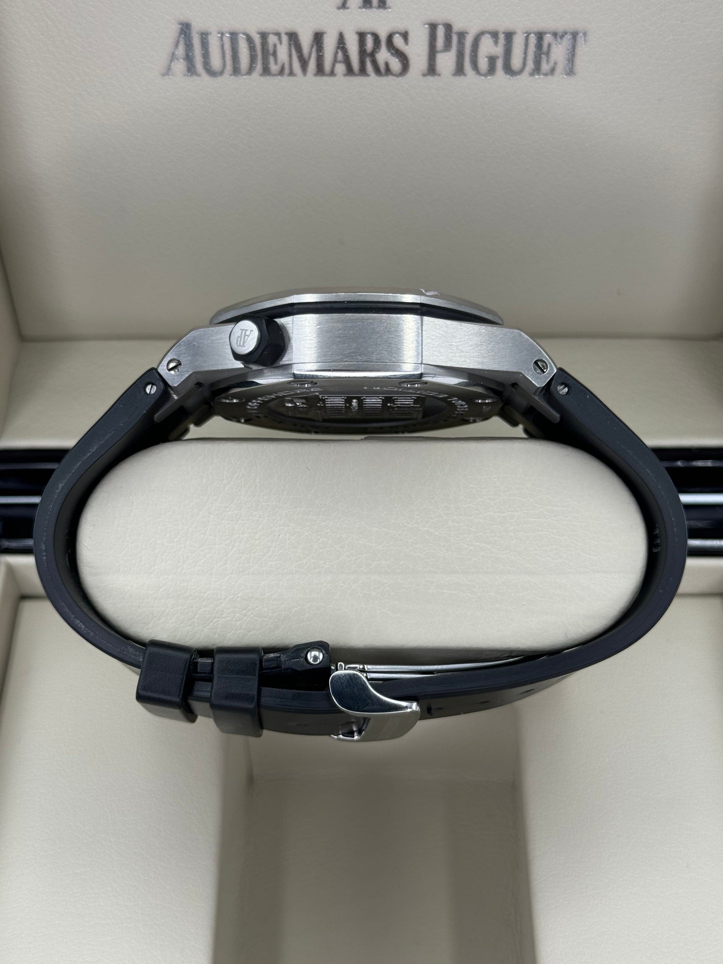 2010 AP Royal Oak Offshore 42mm 15701ST Diver Scuba Boutique Edition: - MyWatchLLC