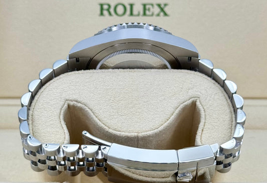 NEW 2024 Rolex GMT-Master II "Batgirl" 40mm 126710BLNR Jubilee - MyWatchLLC