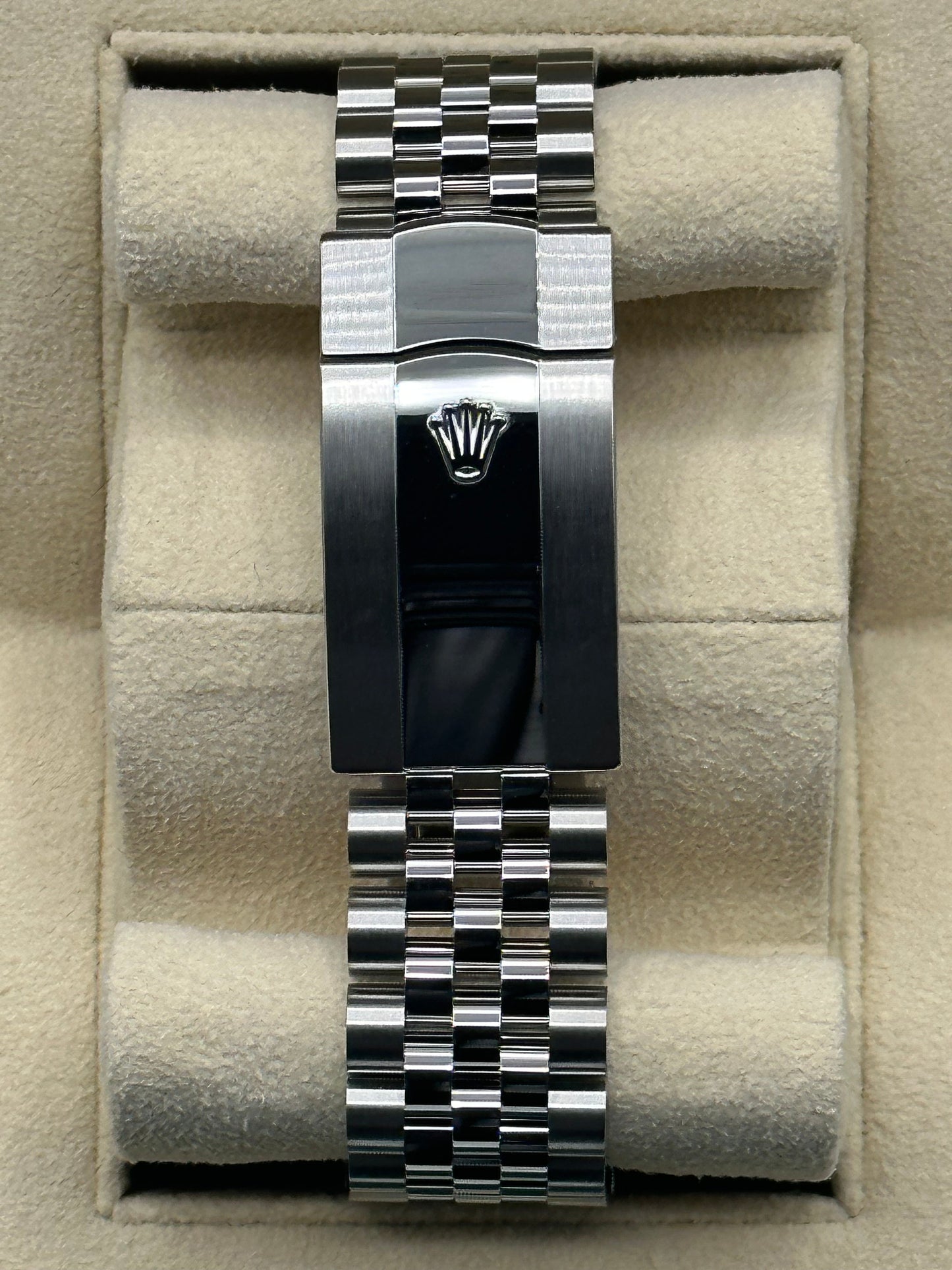 NEW Rolex 2023 Sky-Dweller 326934 Stainless Steel Jubilee Blue Dial - MyWatchLLC