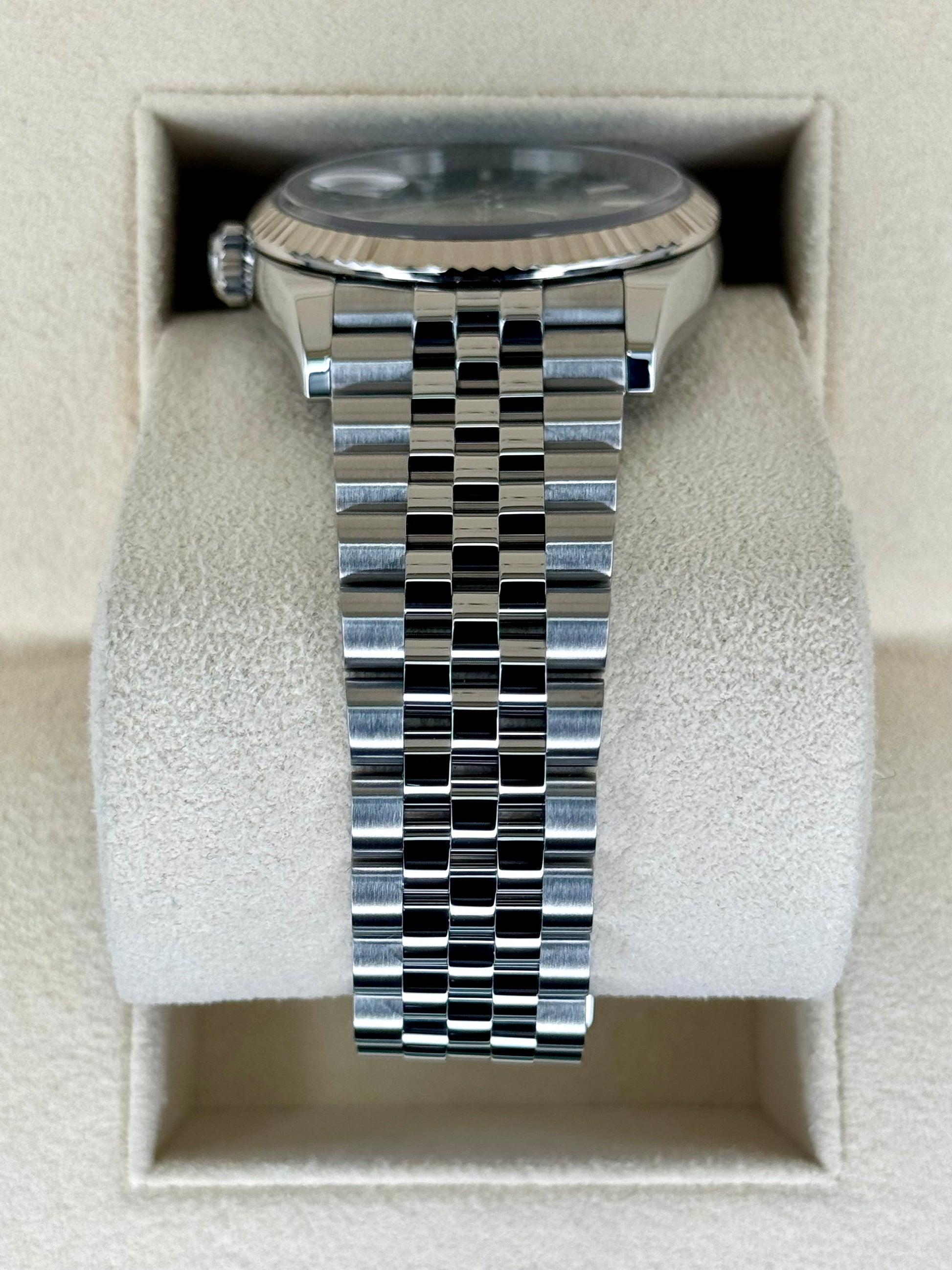 2024 Rolex Datejust 36mm 126234 Stainless Steel Jubilee Green Dial - MyWatchLLC