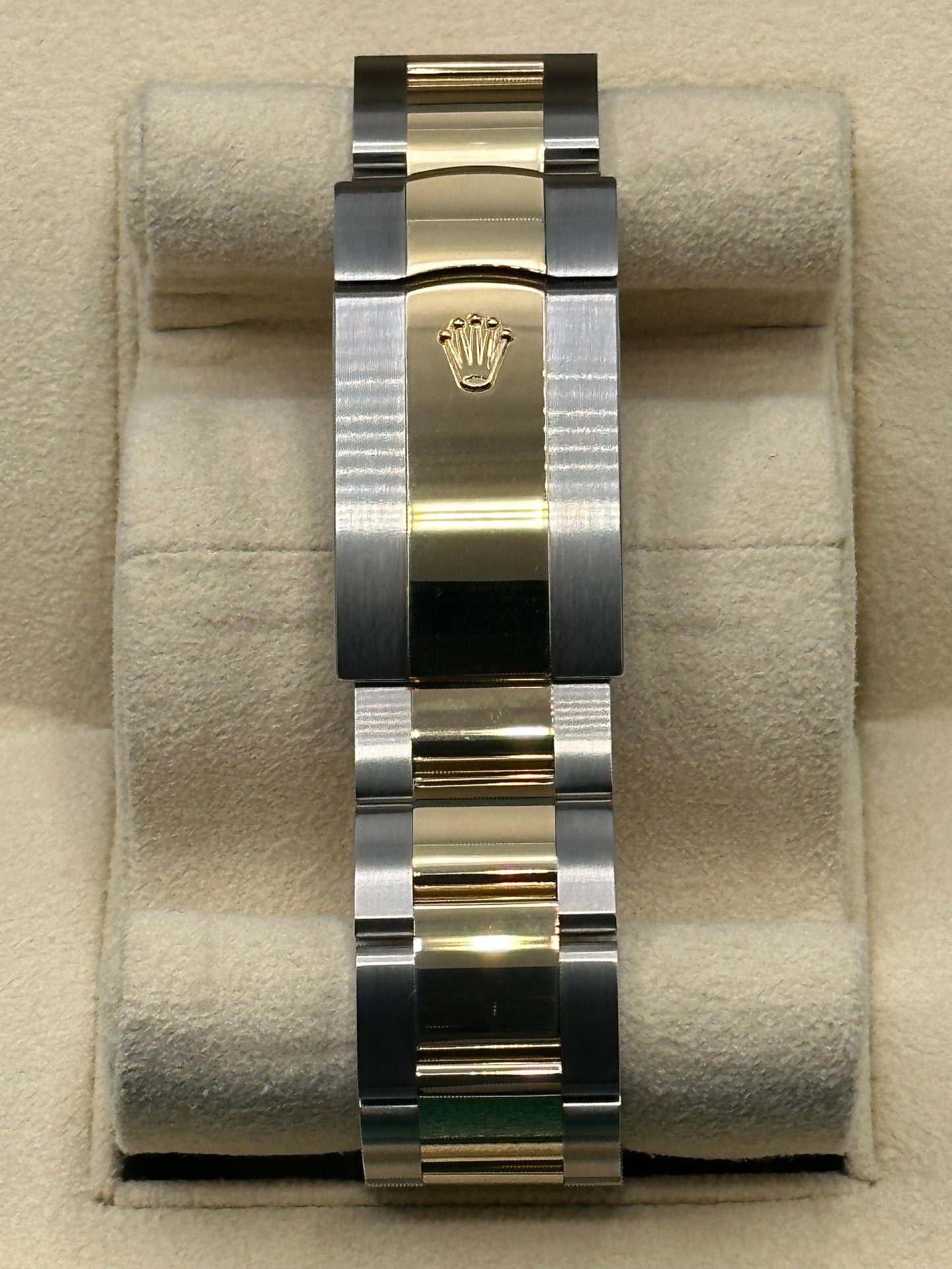 NEW 2023 Rolex Sky-Dweller 326933 Champagne Dial - MyWatchLLC