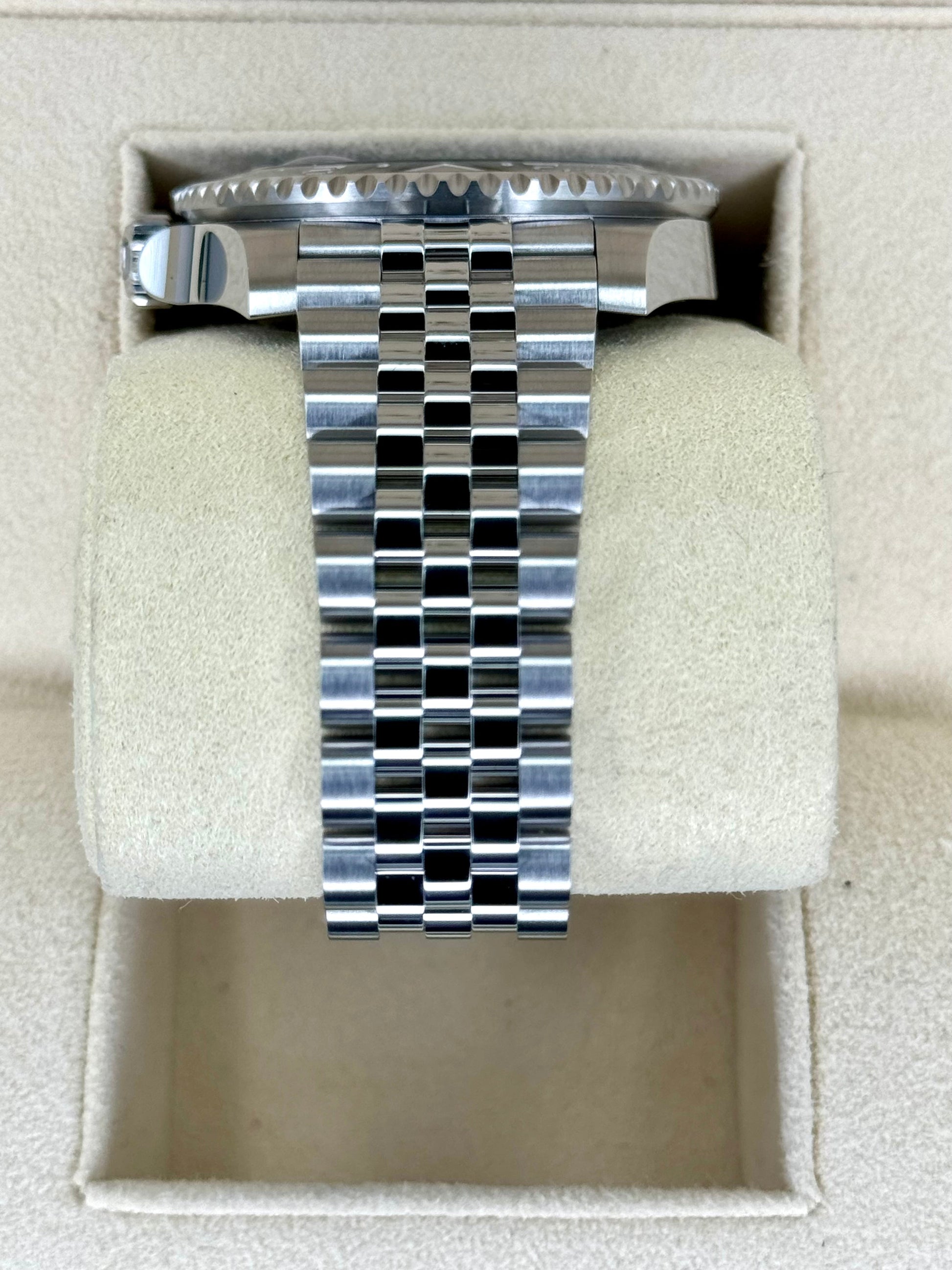 2022 Rolex GMT-Master II "Batgirl" 40mm 126710BLNR Jubilee Black Dial - MyWatchLLC