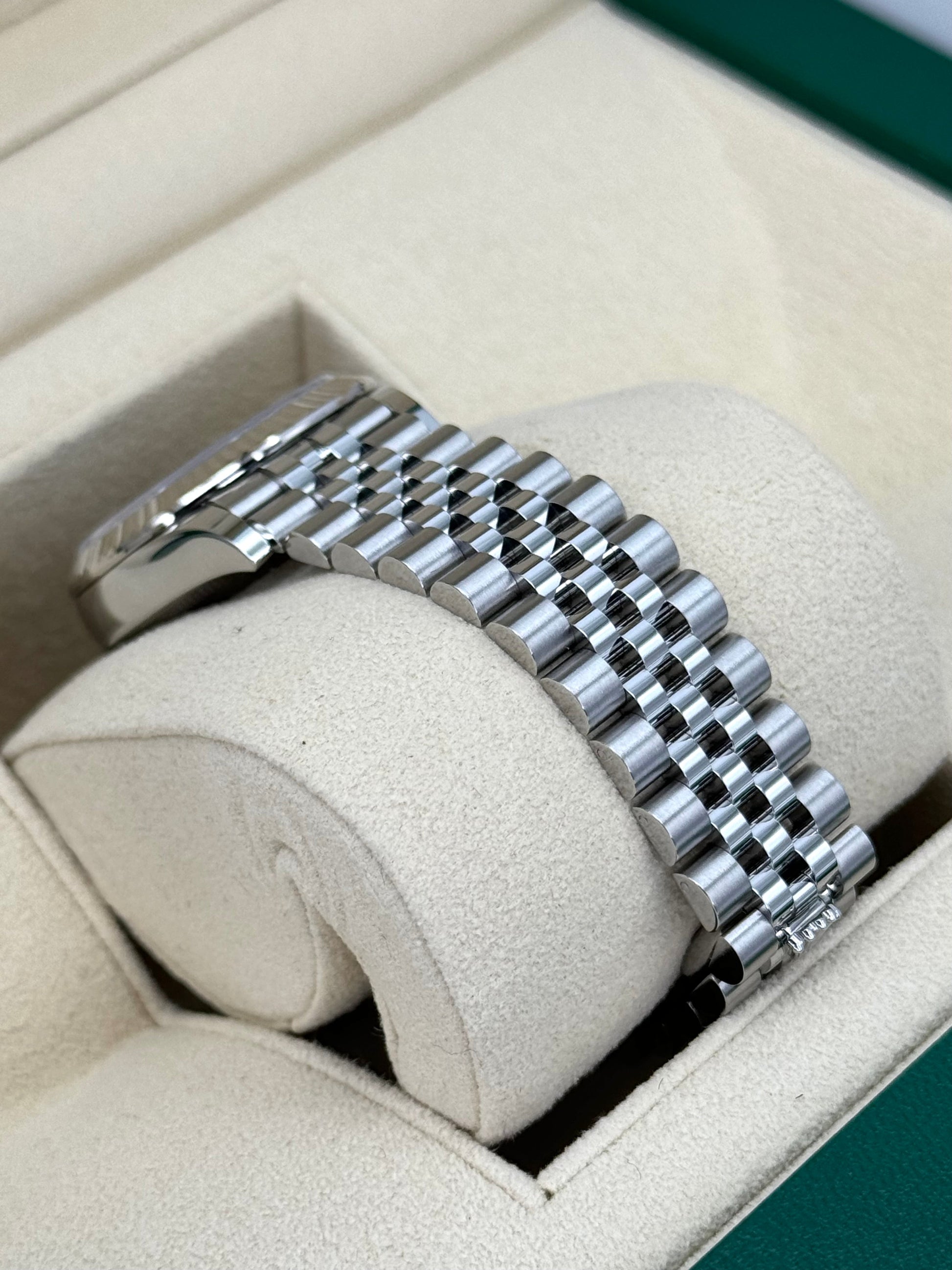 NEW 2023 Rolex Lady DJ 31mm 278274 Stainless Steel Jubilee Floral Dial - MyWatchLLC