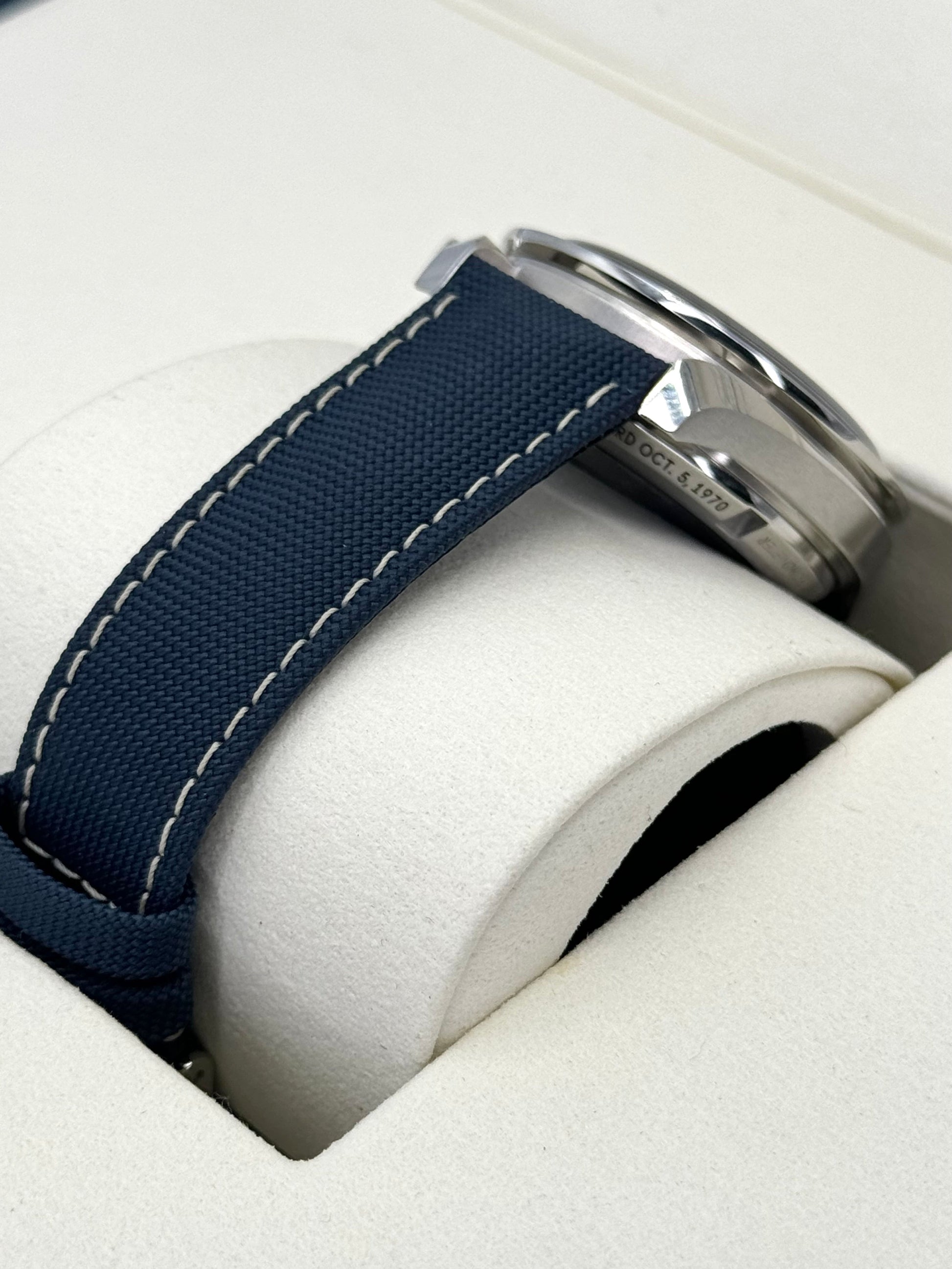 NEW 2023 Speedmaster 42mm 310.32.42.50.02.001 Silver Snoopy Award Dial - MyWatchLLC