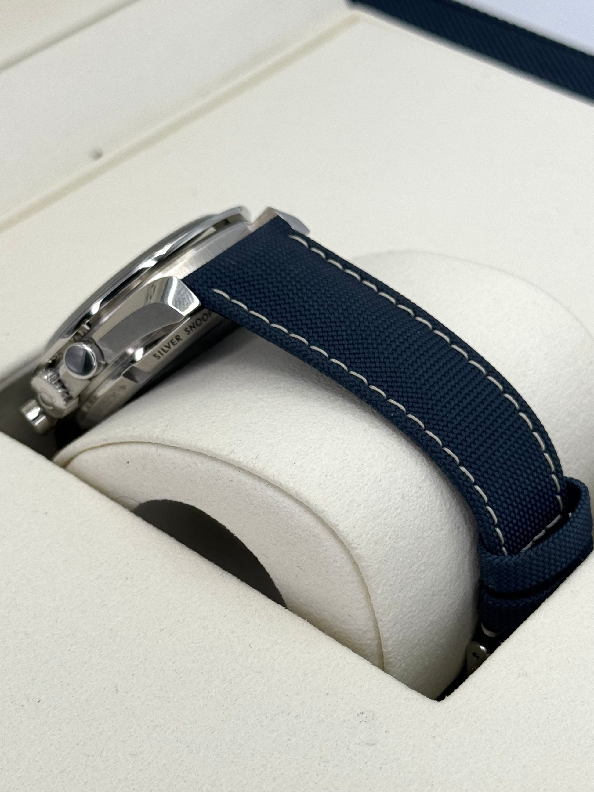 NEW 2024 Speedmaster 42mm 310.32.42.50.02.001 Silver Snoopy Award Dial - MyWatchLLC