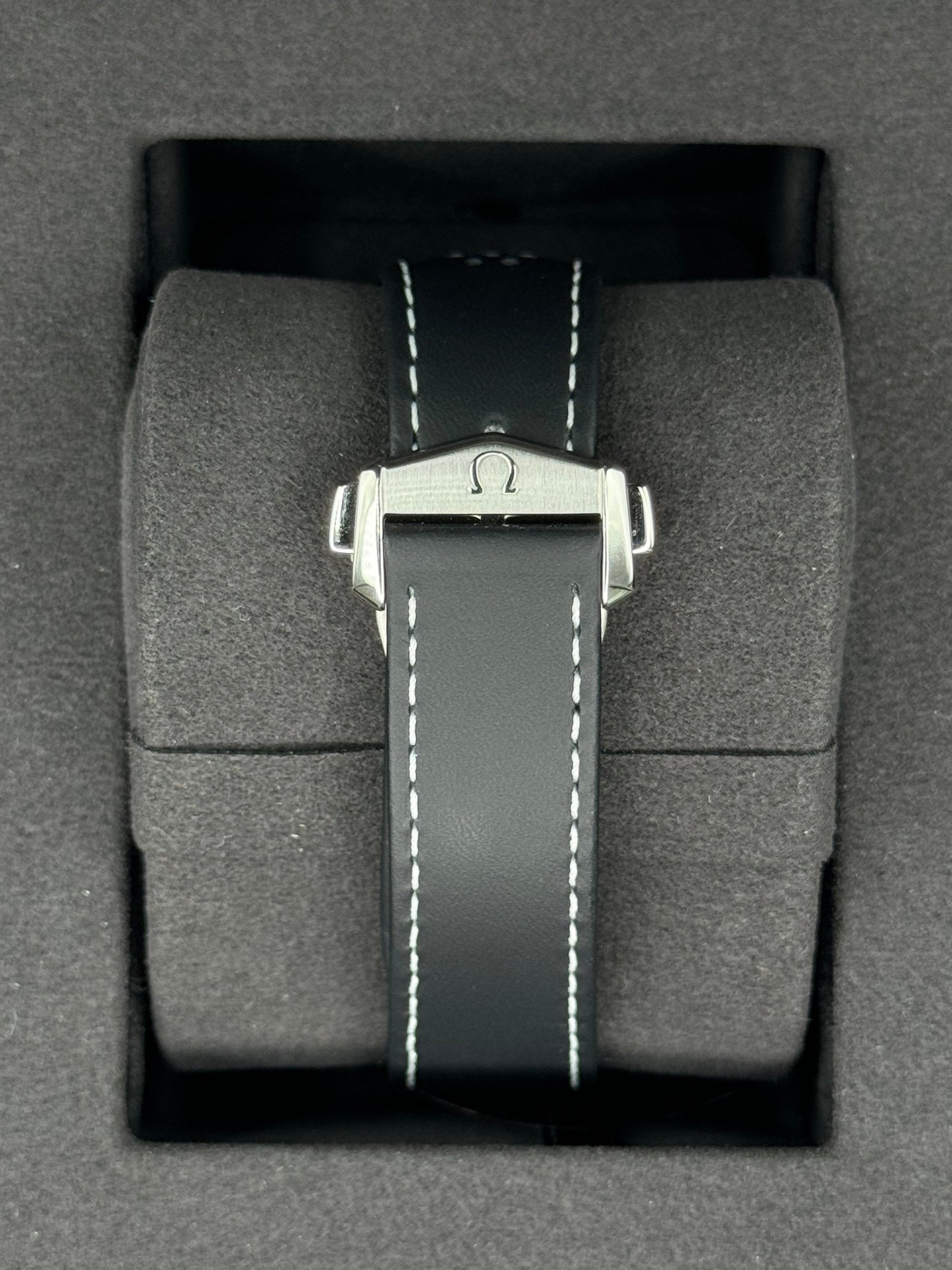 NEW 2024 Omega Speedmaster Professional 42mm 31032425004002 White Dial - MyWatchLLC