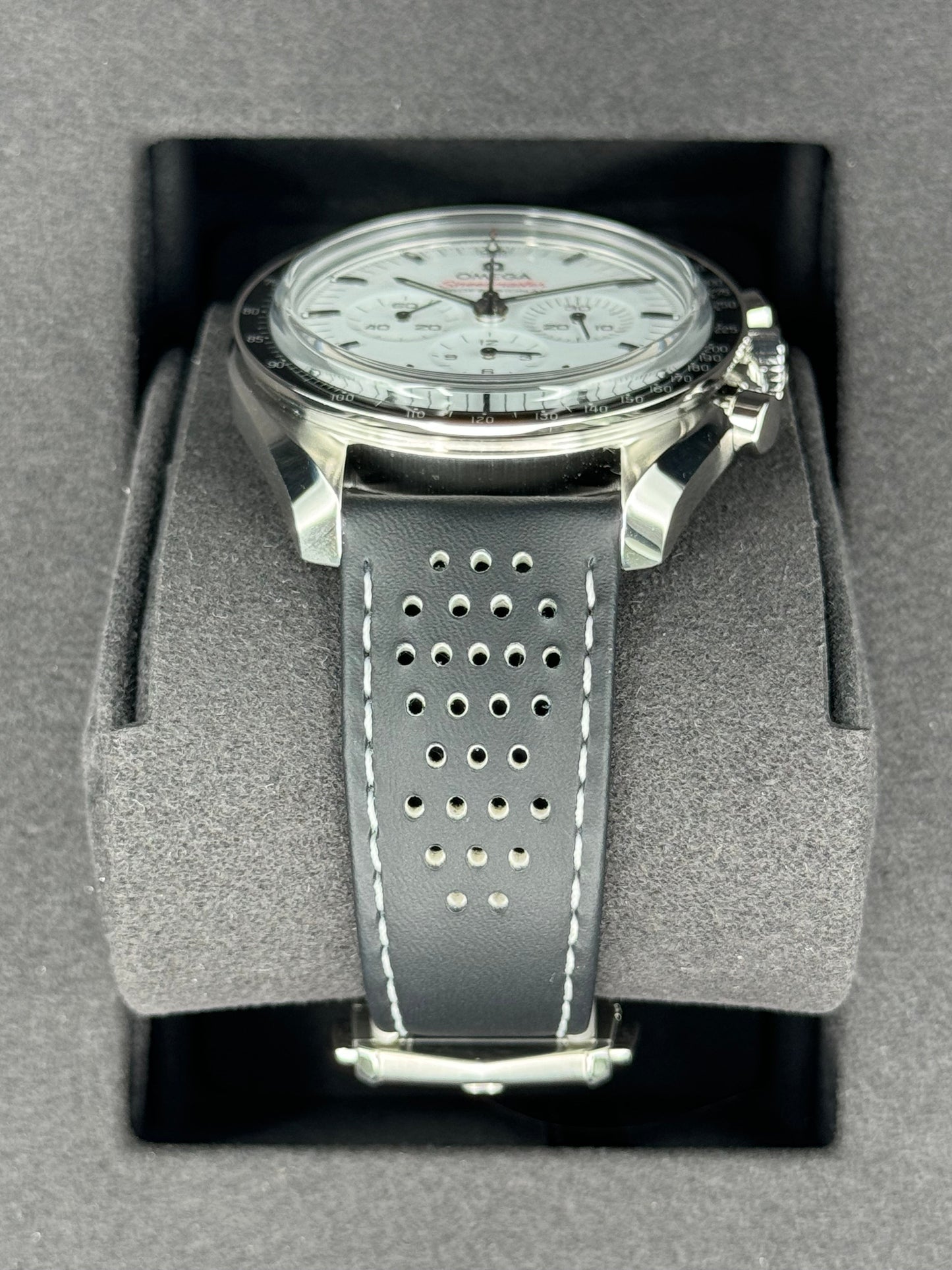 NEW 2024 Omega Speedmaster Professional 42mm 31032425004002 White Dial - MyWatchLLC