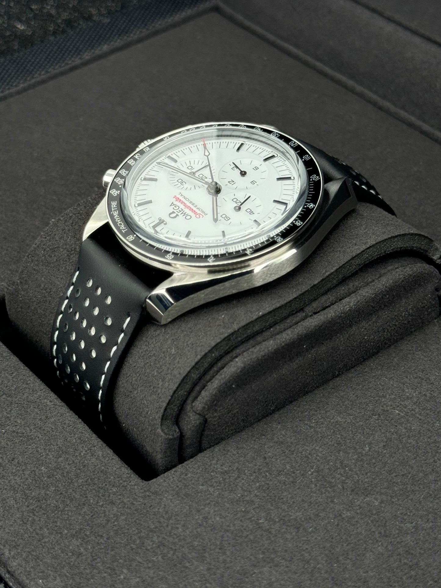 NEW 2024 Omega Speedmaster Professional 42mm 31032425004002 White Dial - MyWatchLLC