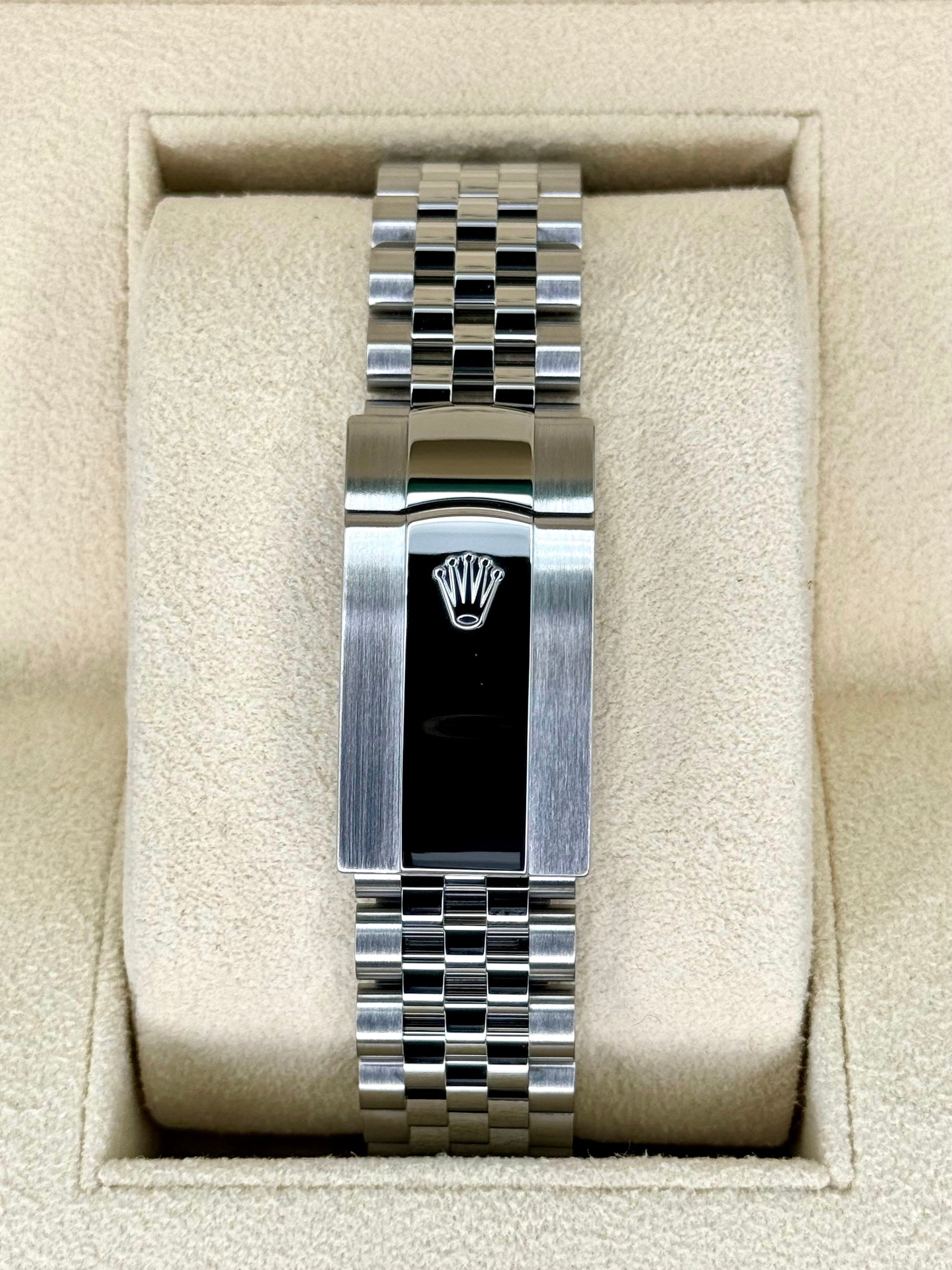 NEW 2024 Rolex Datejust 36mm 126234 Stainless Steel Jubilee Green Dial - MyWatchLLC