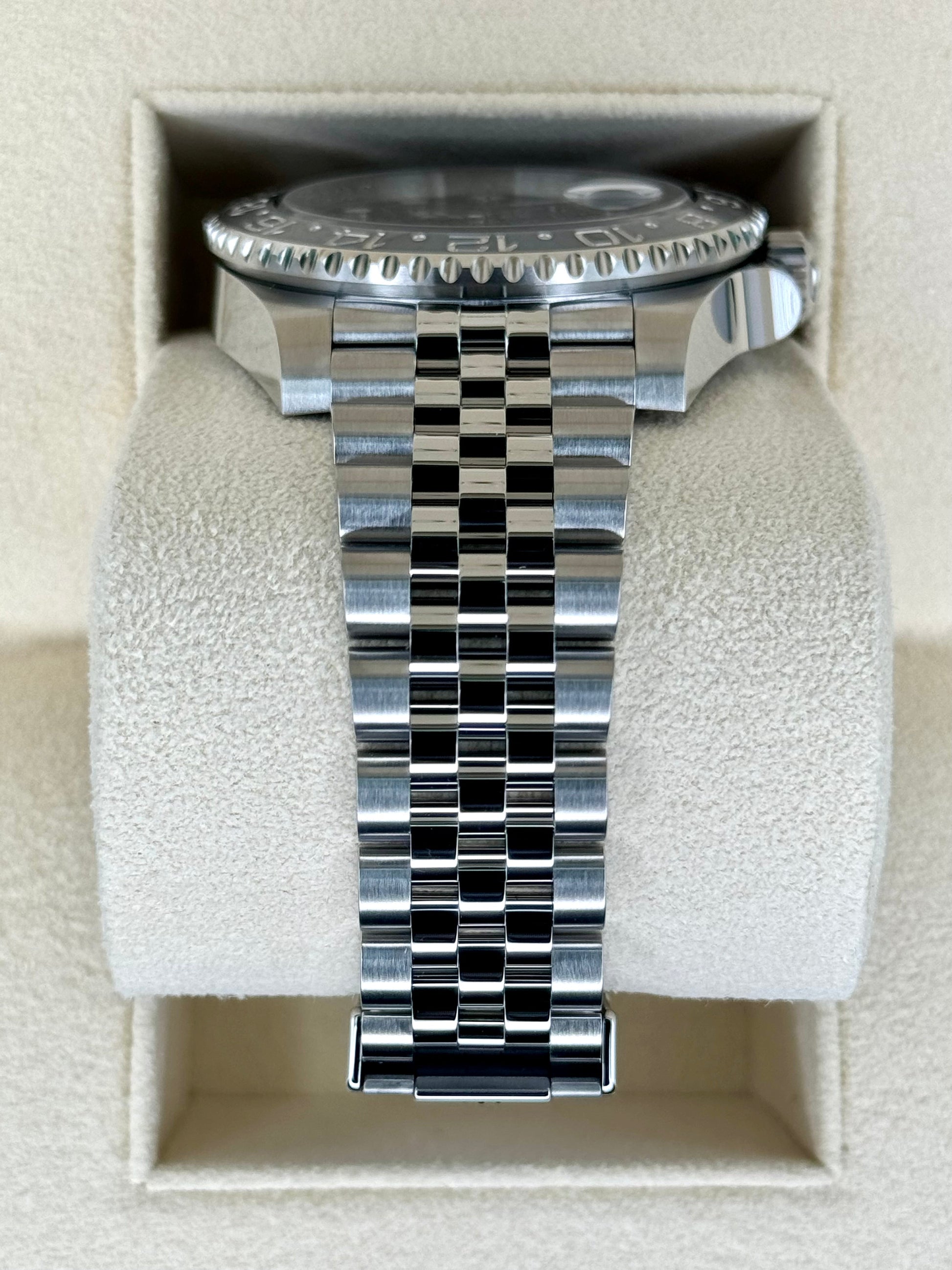 NEW 2024 Rolex GMT-Master II "Bruce Wayne" 40mm 126710GRNR Jubilee - MyWatchLLC