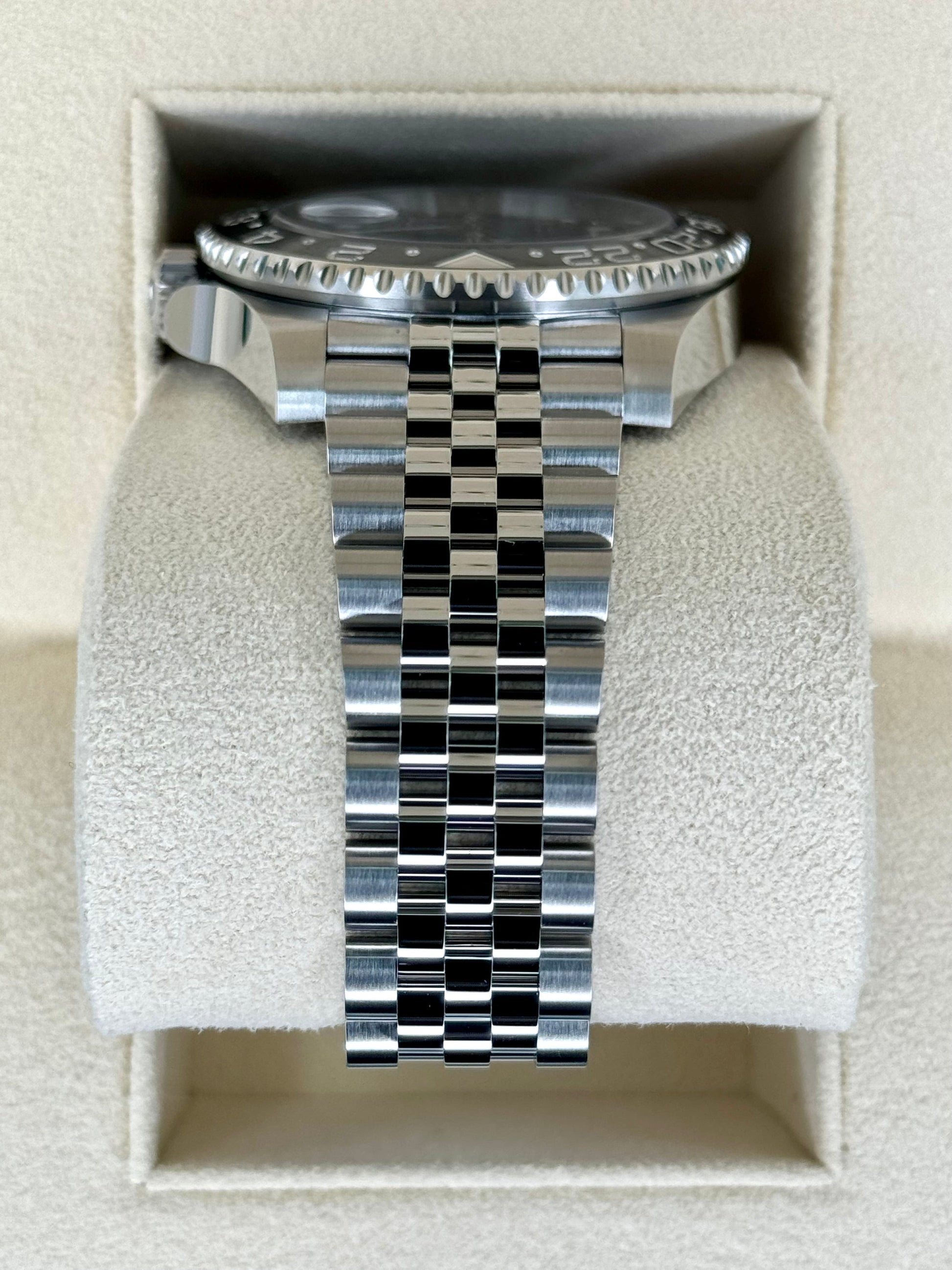 NEW 2024 Rolex GMT-Master II "Bruce Wayne" 40mm 126710GRNR Jubilee - MyWatchLLC