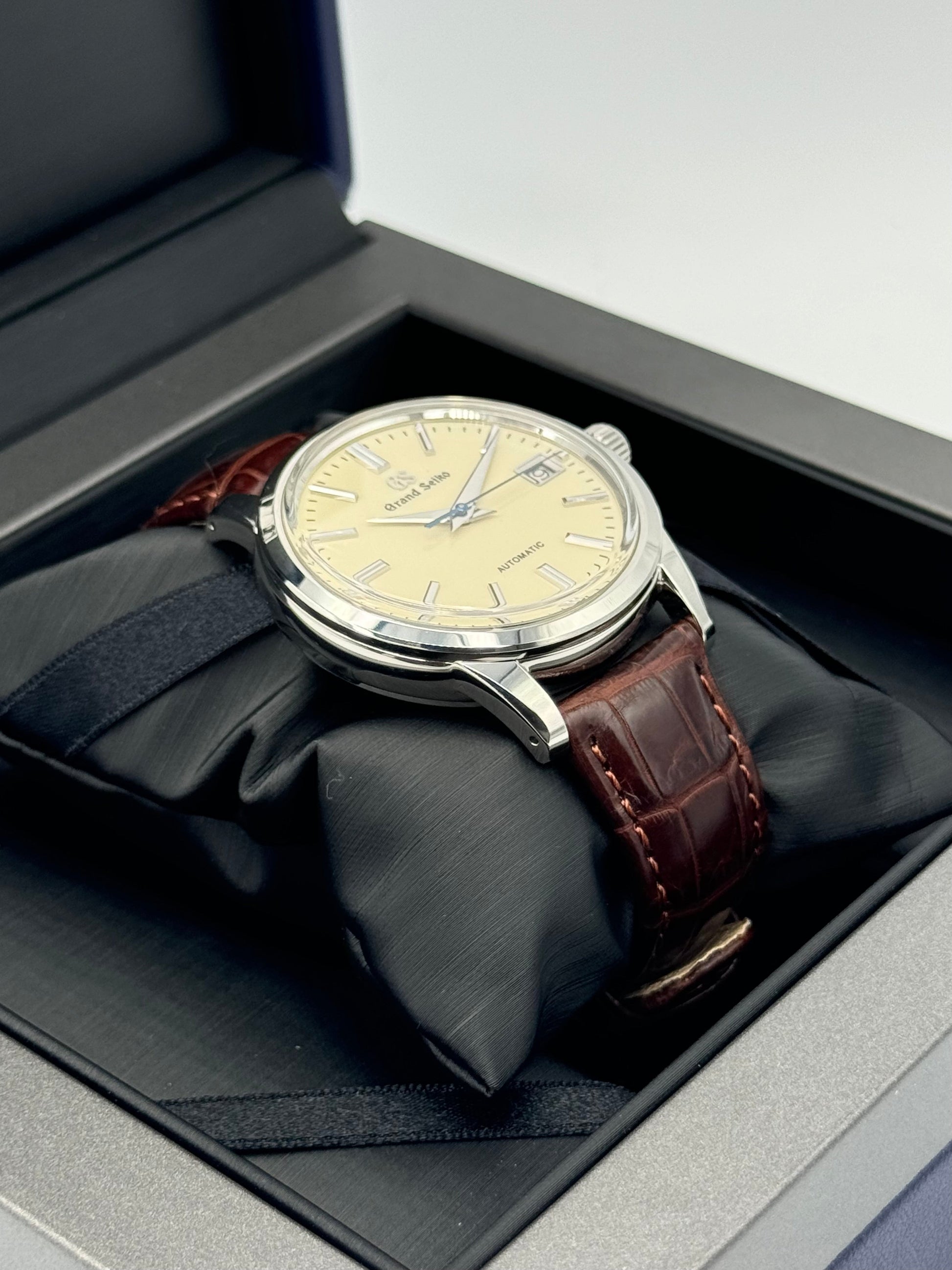 2024 Grand Seiko 39.5mm SBGR261G Elegance Collection Ivory Dial - MyWatchLLC