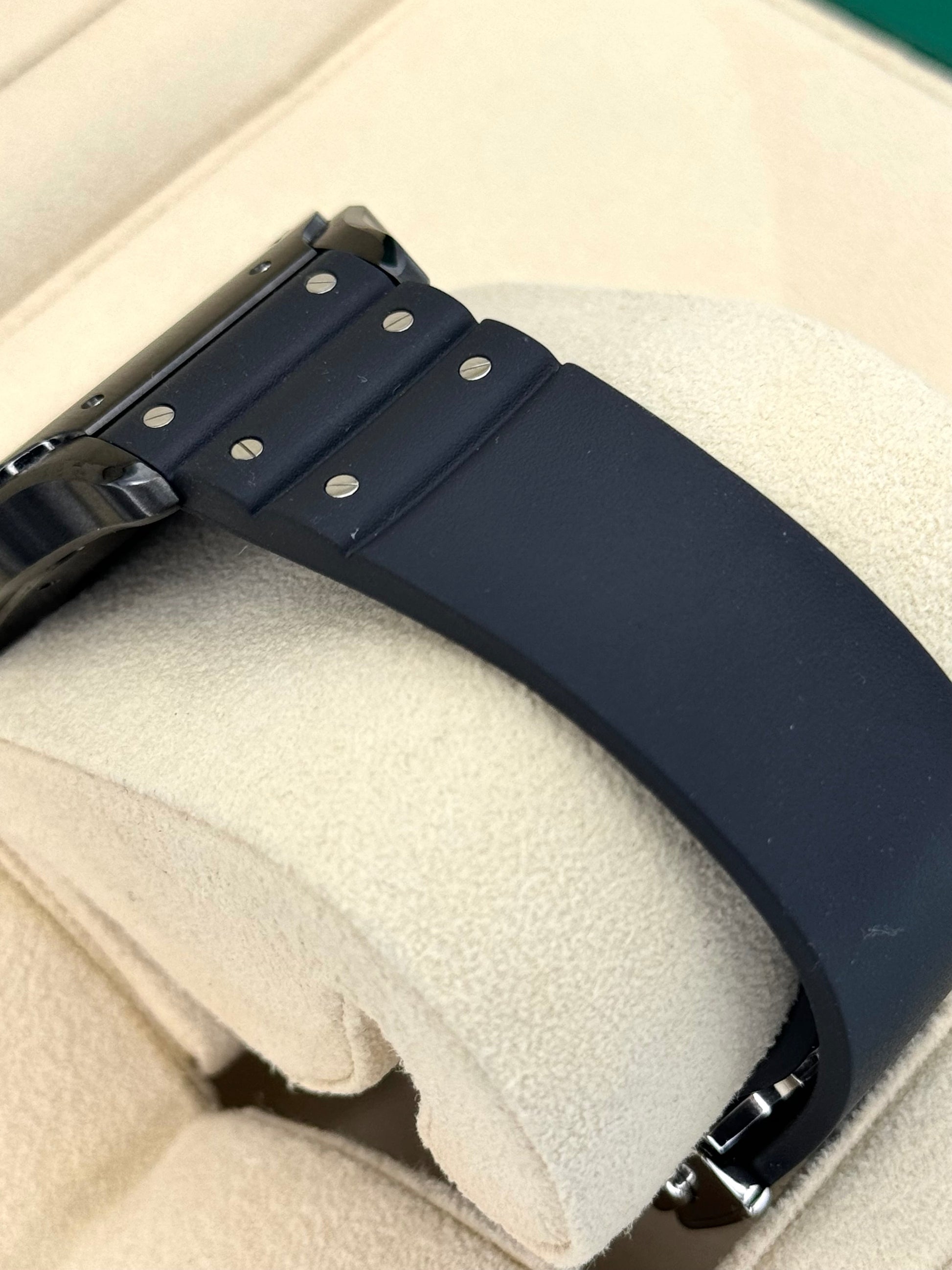 2023 Cartier Santos De Cartier 39.8mm WSSA0039 Black Steel Dial - MyWatchLLC